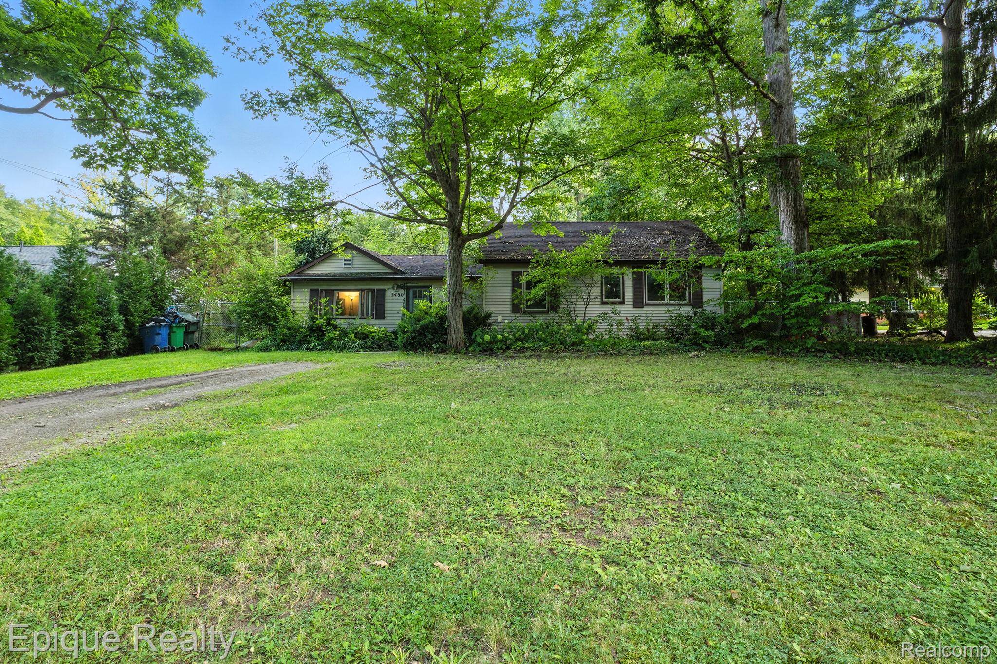 Rochester Hills, MI 48307,3480 Hazelton AVE