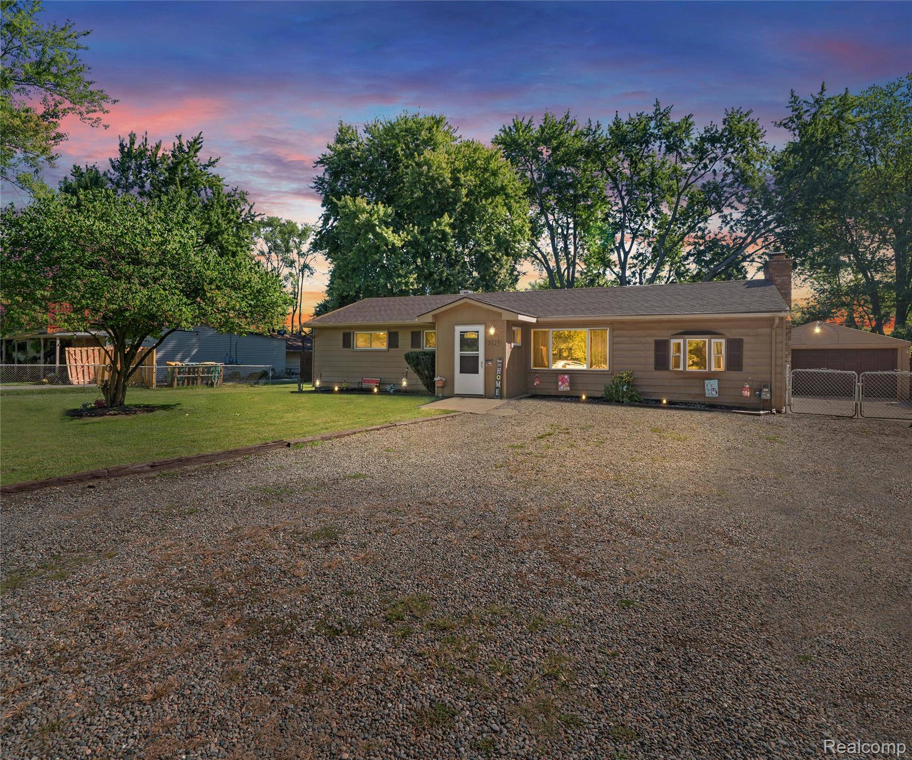 Ypsilanti, MI 48198,2029 Garden CT