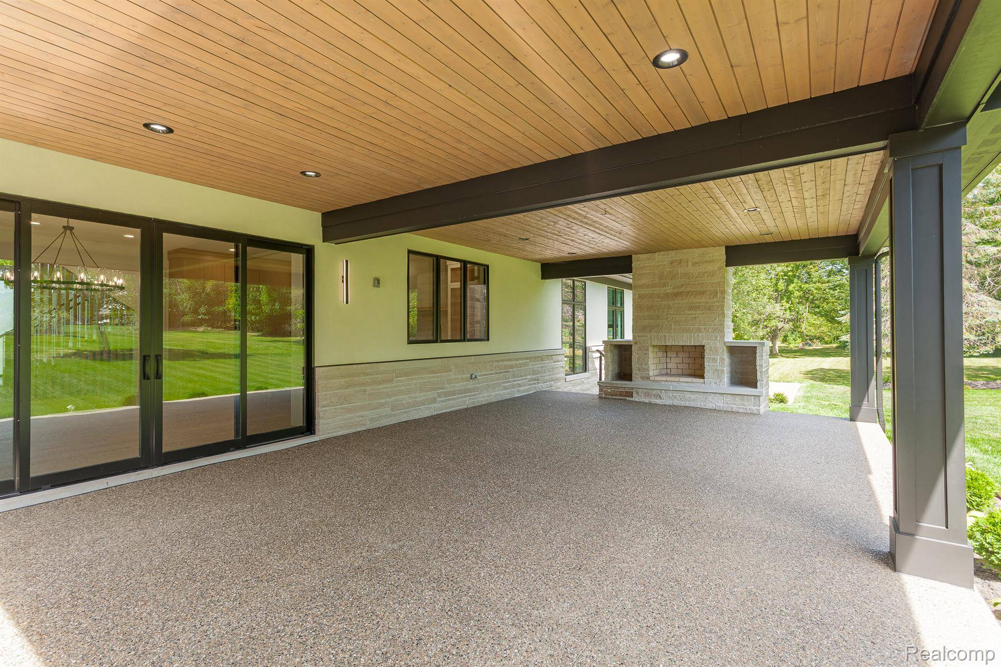 Rochester Hills, MI 48307,1147 Rainier AVE