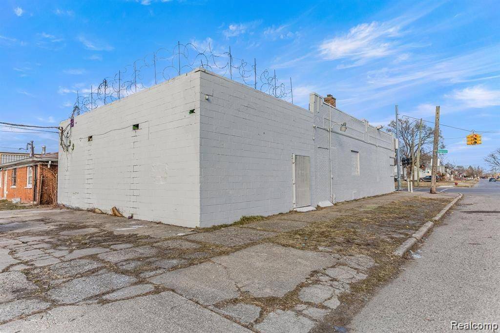 Detroit, MI 48205,11901 Gunston ST