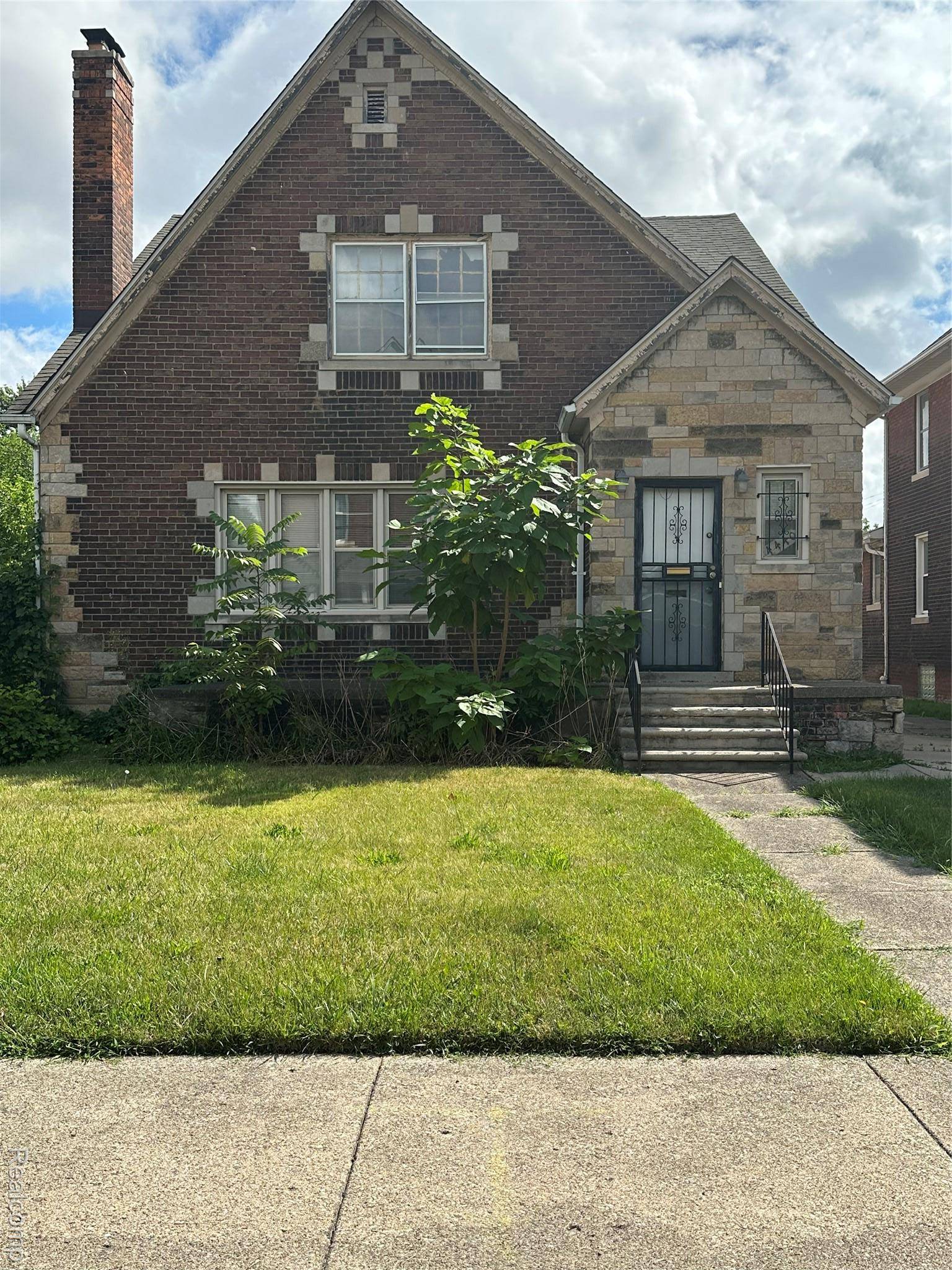 Detroit, MI 48207,4440 Elmwood ST