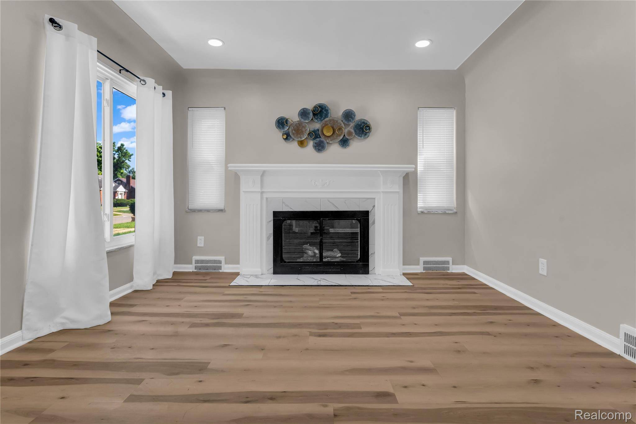 Detroit, MI 48235,18475 Mark Twain ST