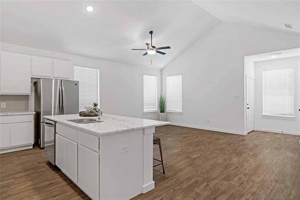 Denison, TX 75020,1301 S Bells Avenue