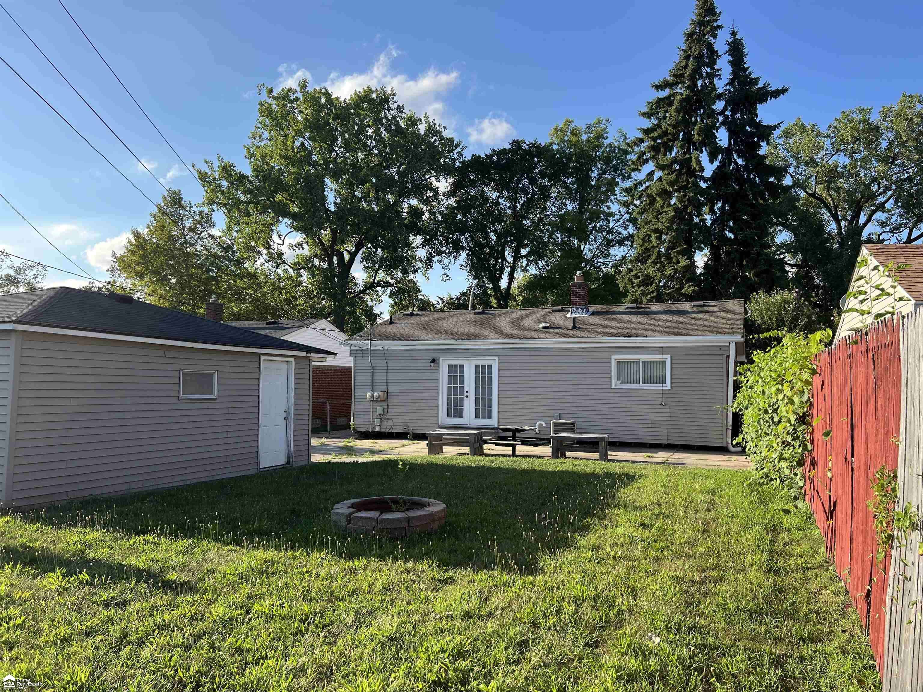 Westland, MI 48186,32025 Birchwood St ST