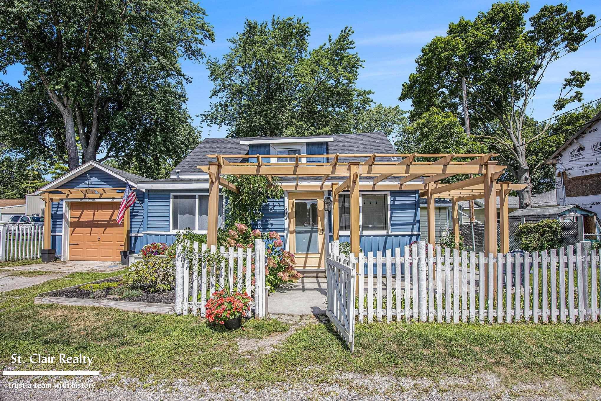 Cottrellville, MI 48039,332 Martindale ST