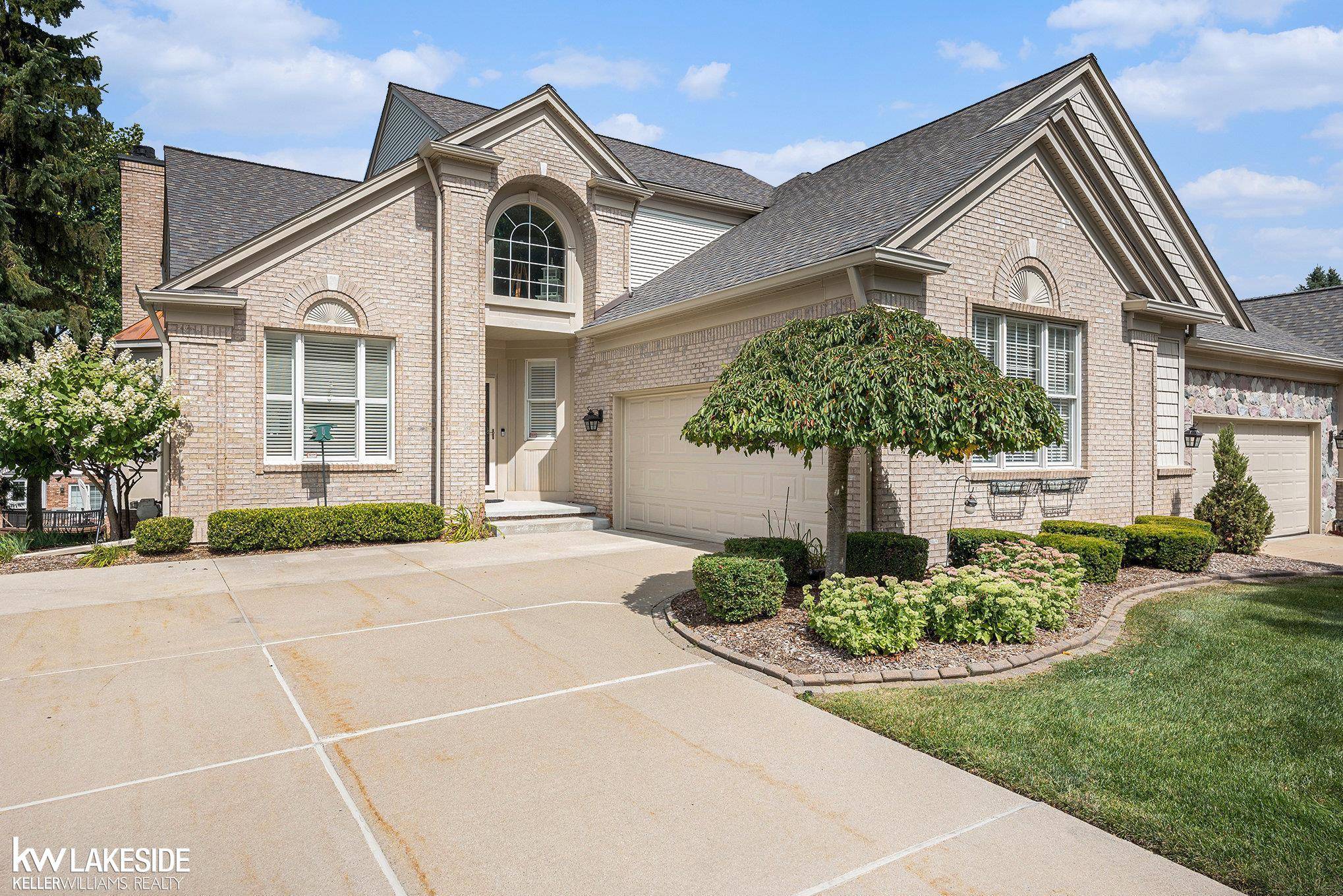 Rochester, MI 48307,1529 Millecoquins CT