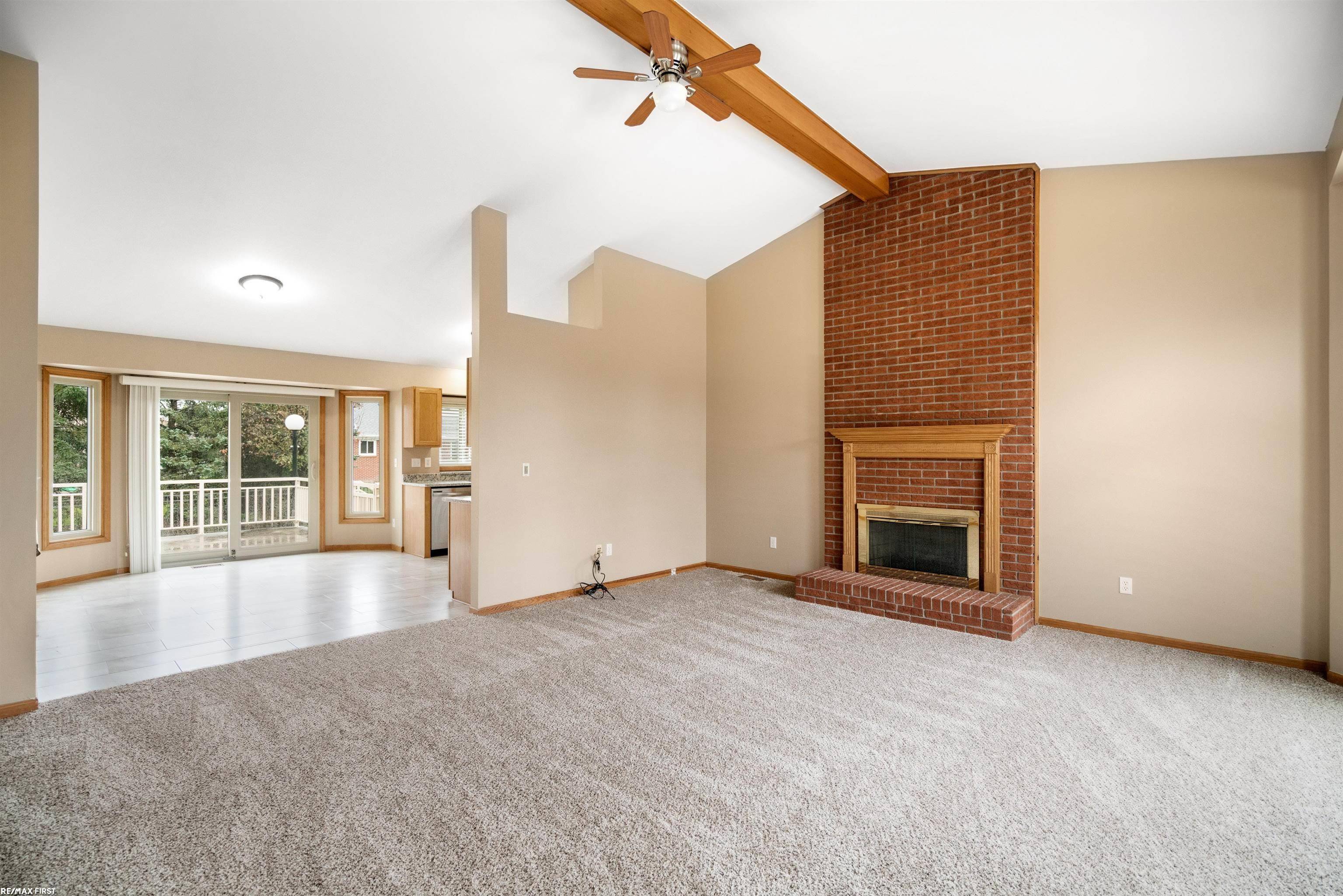 Macomb, MI 48044,47216 Pamela DR