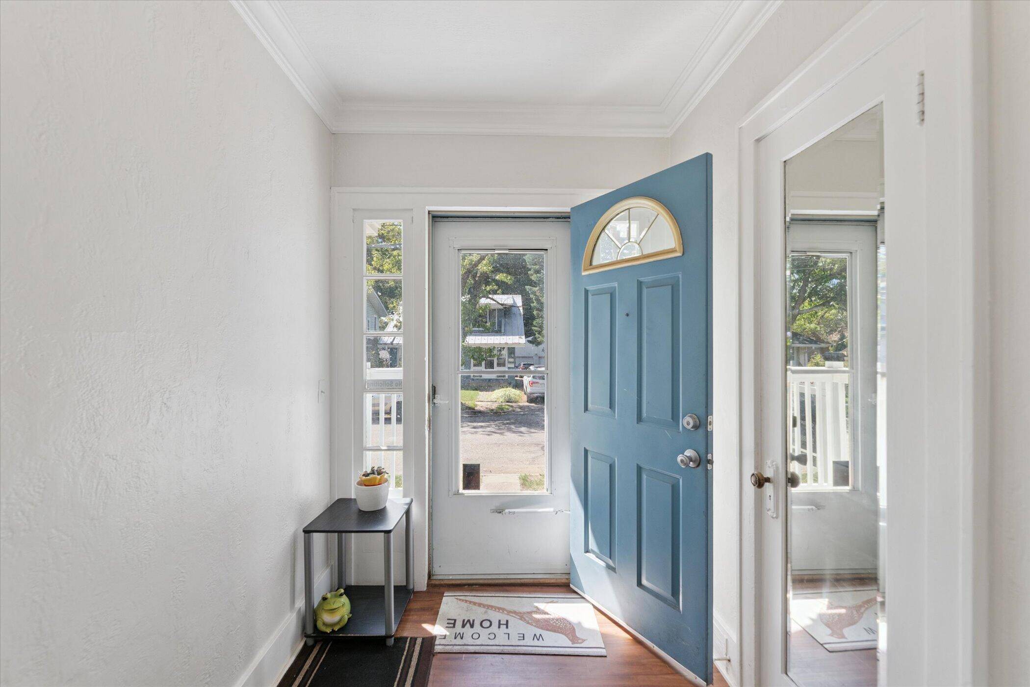 Kalamazoo, MI 49001,2327 Outlook ST