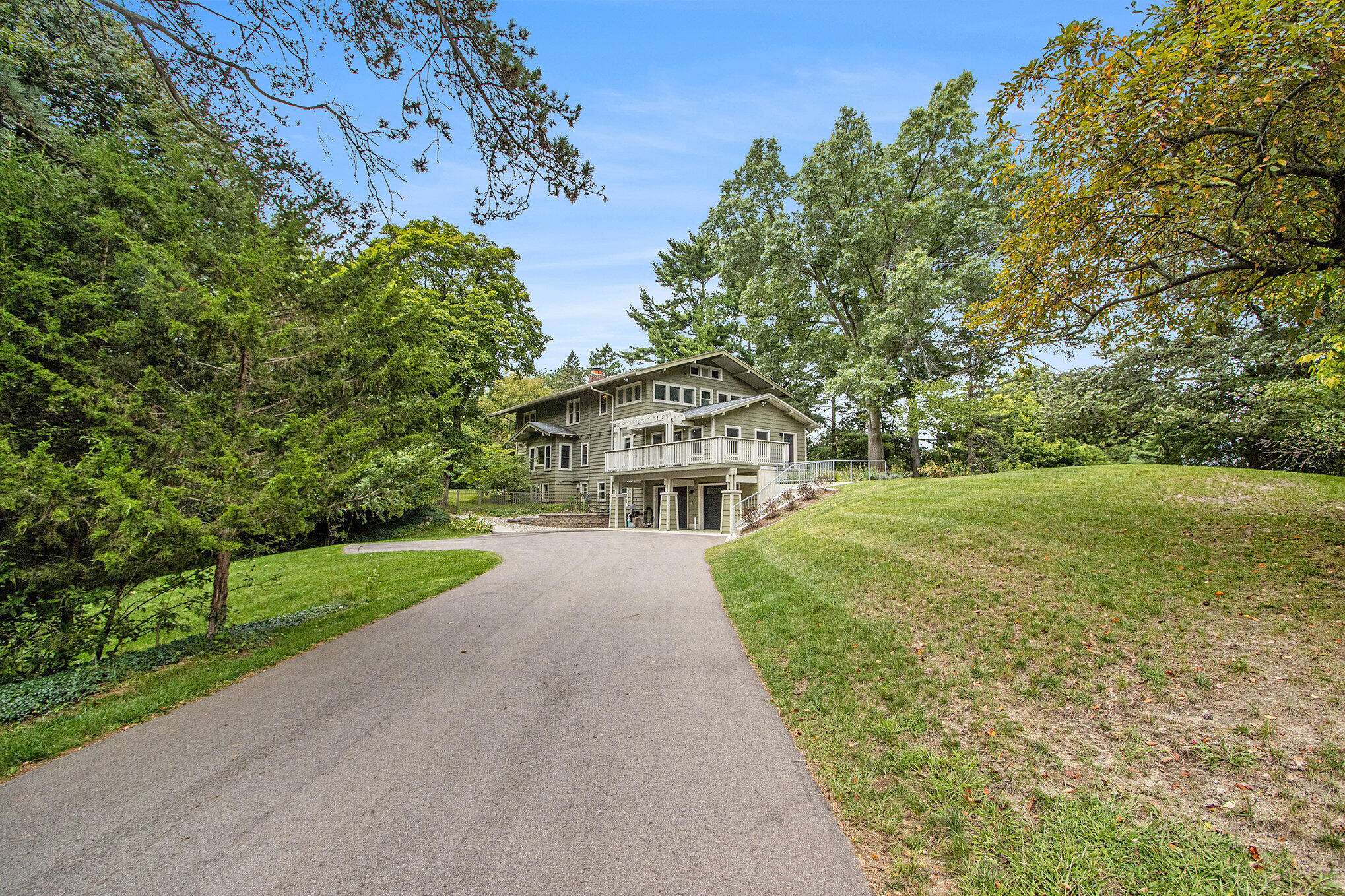 Kalamazoo, MI 49008,2340 Springhill DR