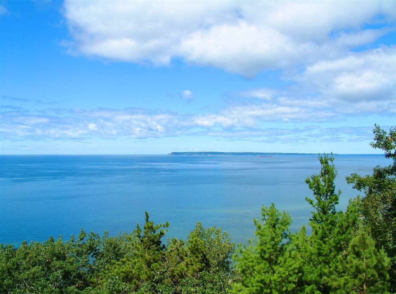 Glen Arbor, MI 49636,6C Pinnacle PL