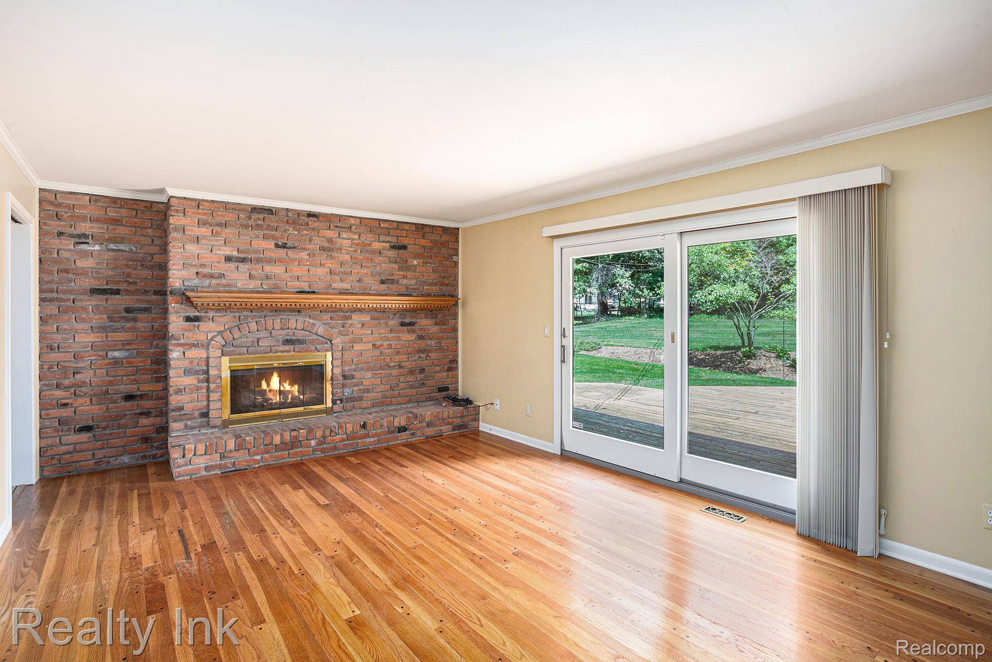 Rochester Hills, MI 48309,458 Shagbark DR