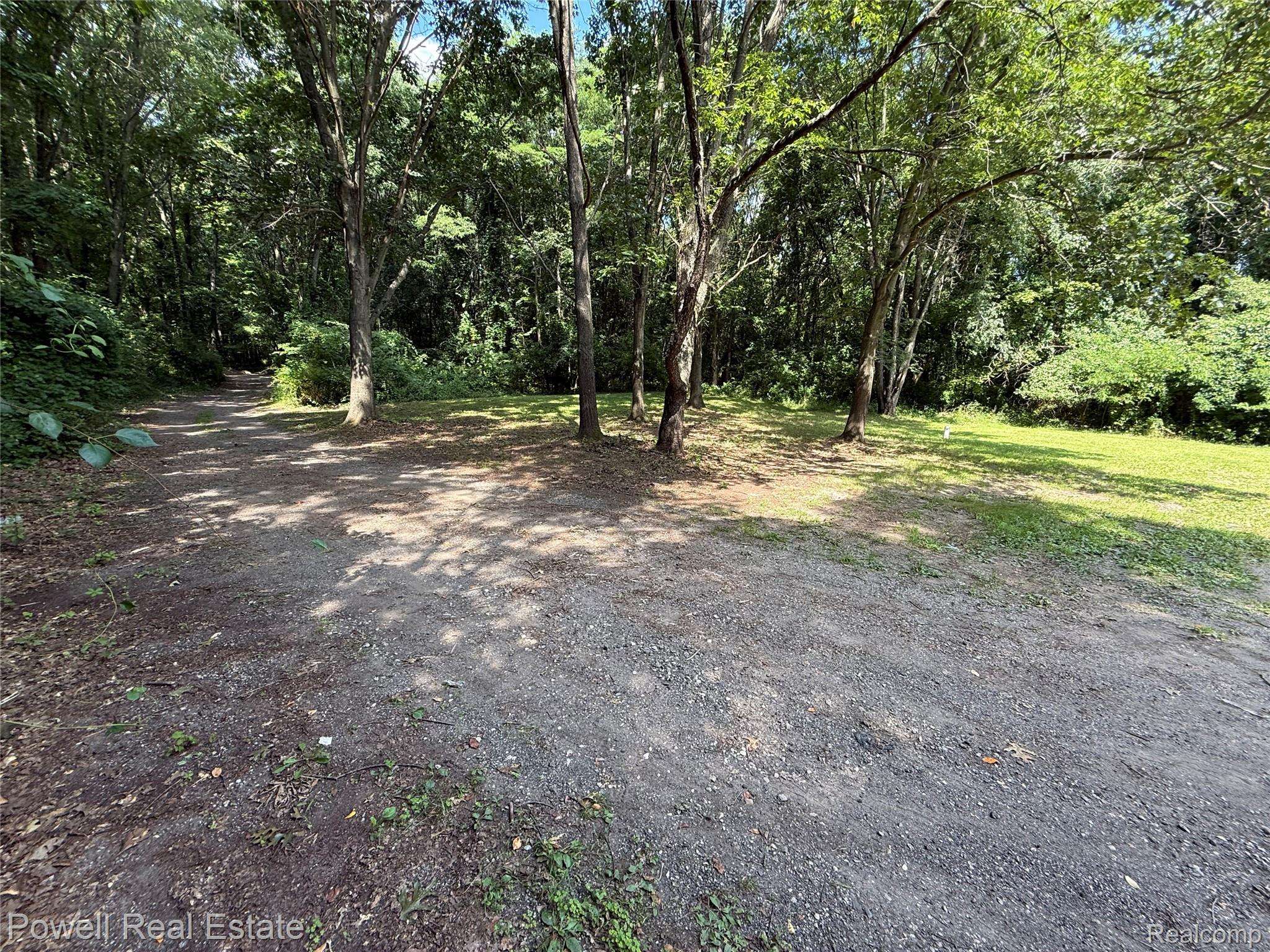 Brighton, MI 48116,7841 Teahen RD