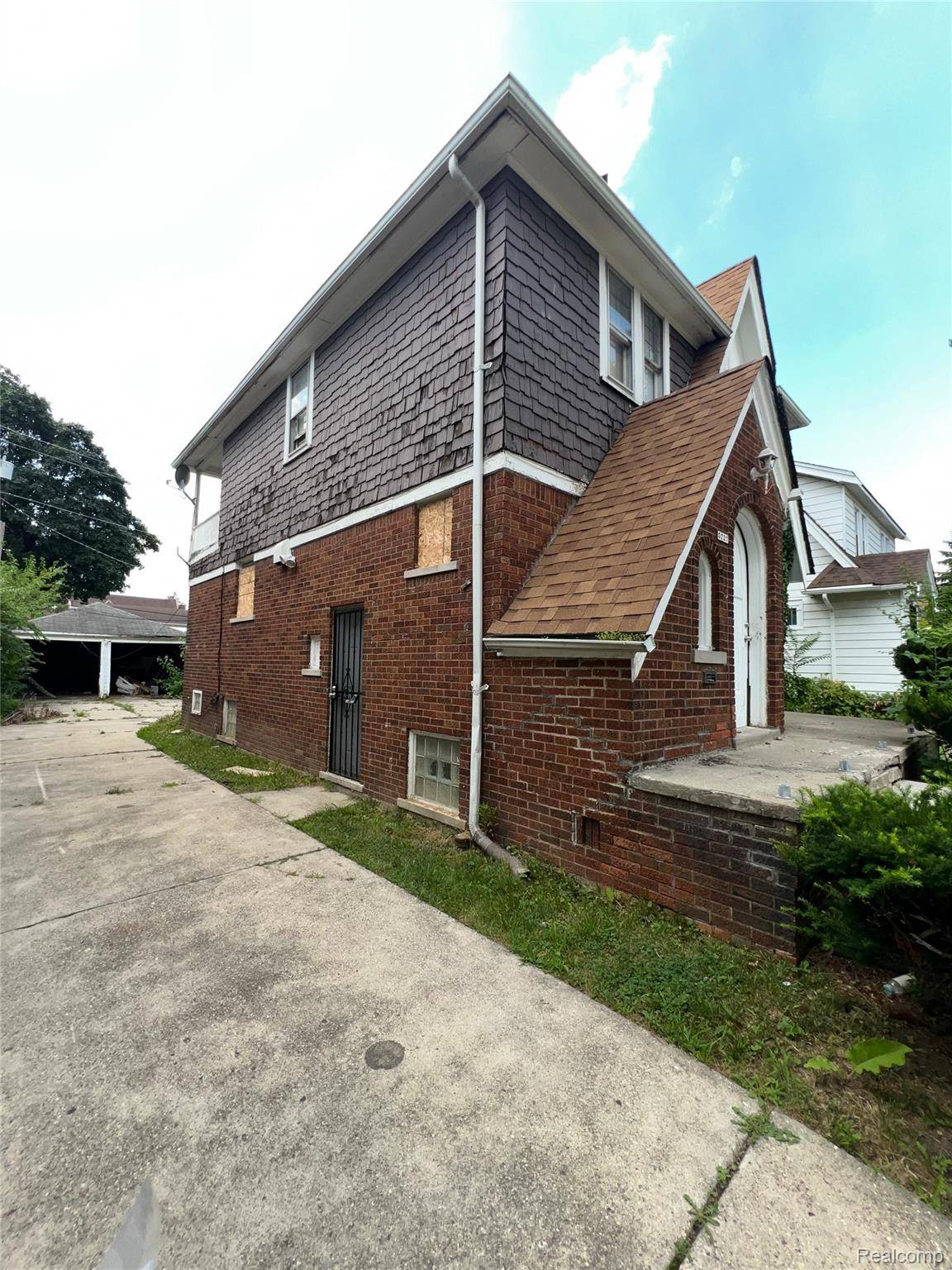 Detroit, MI 48224,5727 Buckingham AVE