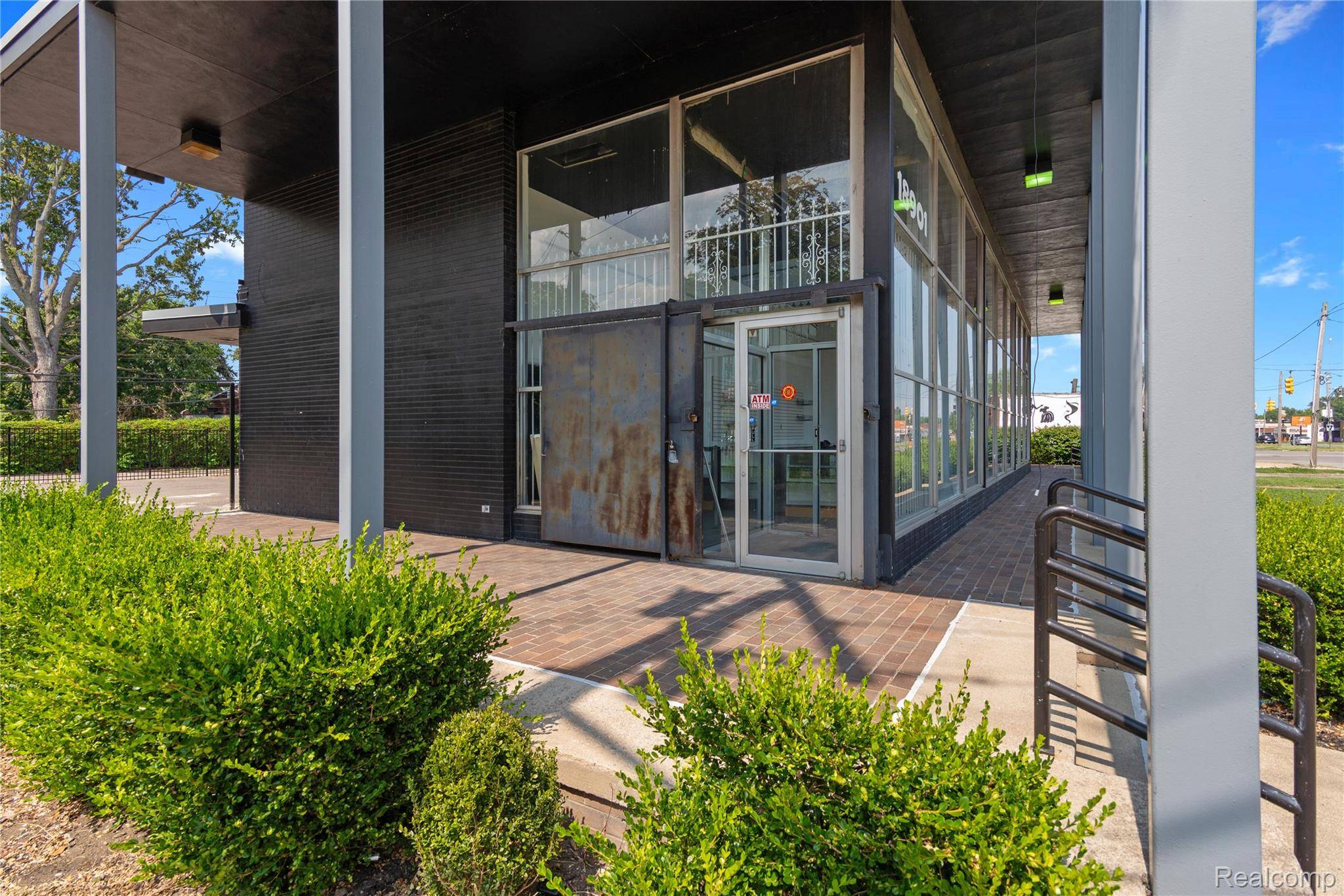 Detroit, MI 48224,18901 Kelly RD