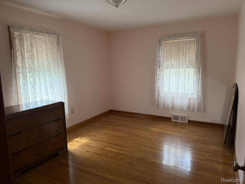 Port Austin, MI 48467,165 Washington ST