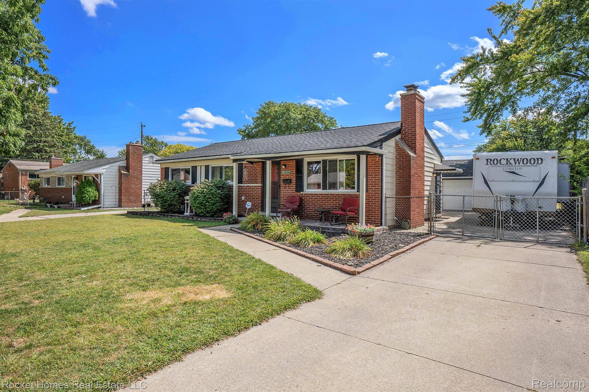 Sterling Heights, MI 48313,11624 Falcon DR