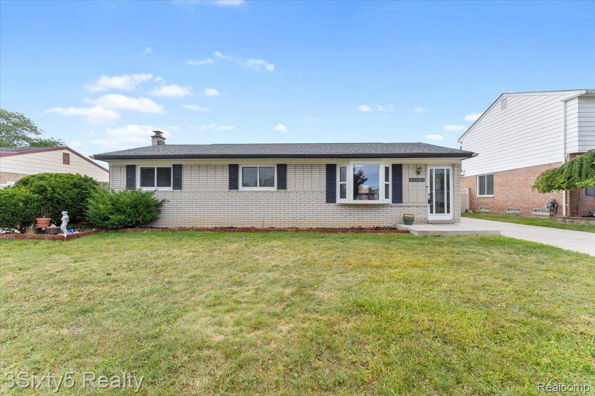 Woodhaven, MI 48183,17541 Bodsford DR