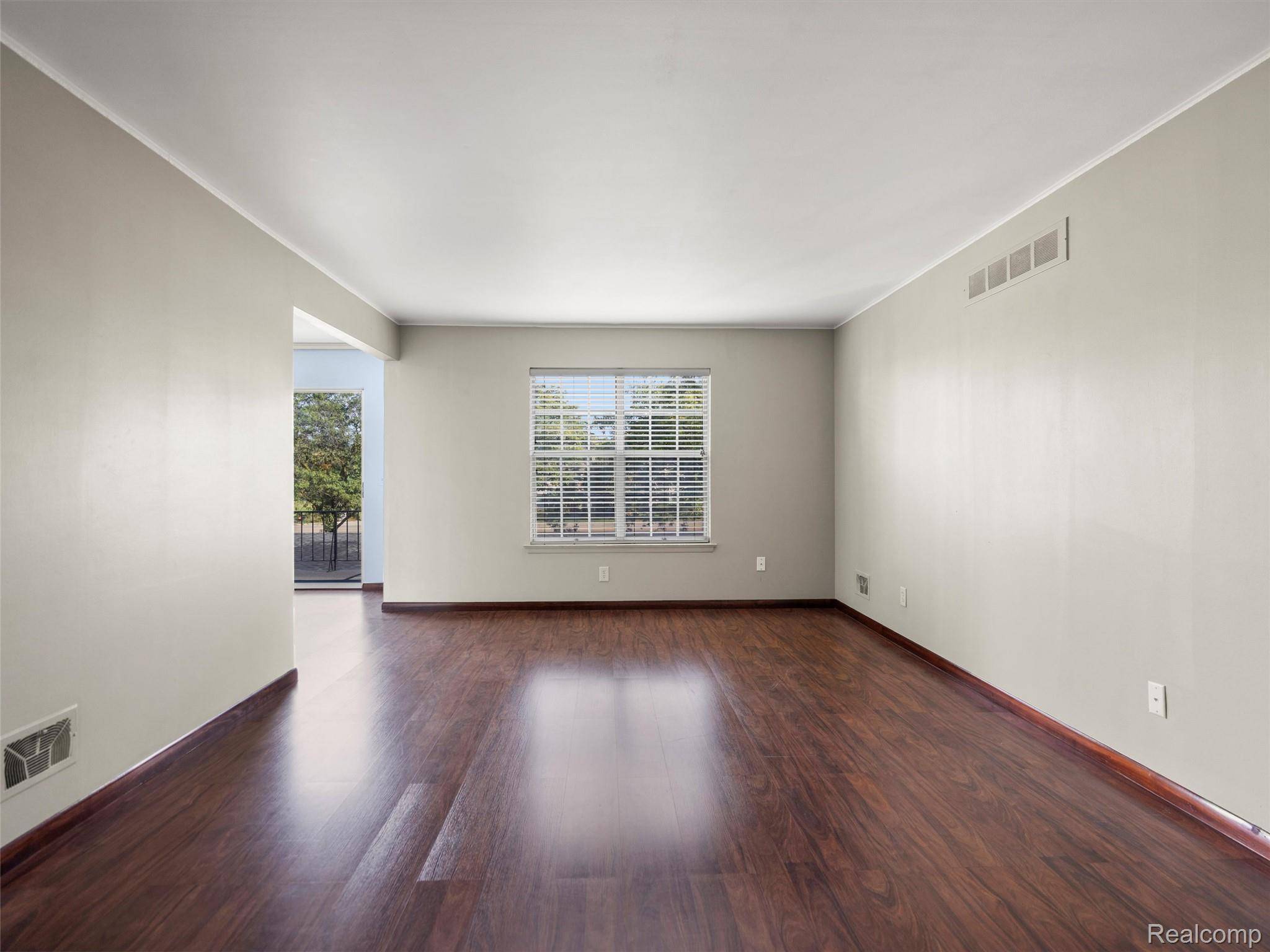 Farmington Hills, MI 48334,27689 W Echo VLY