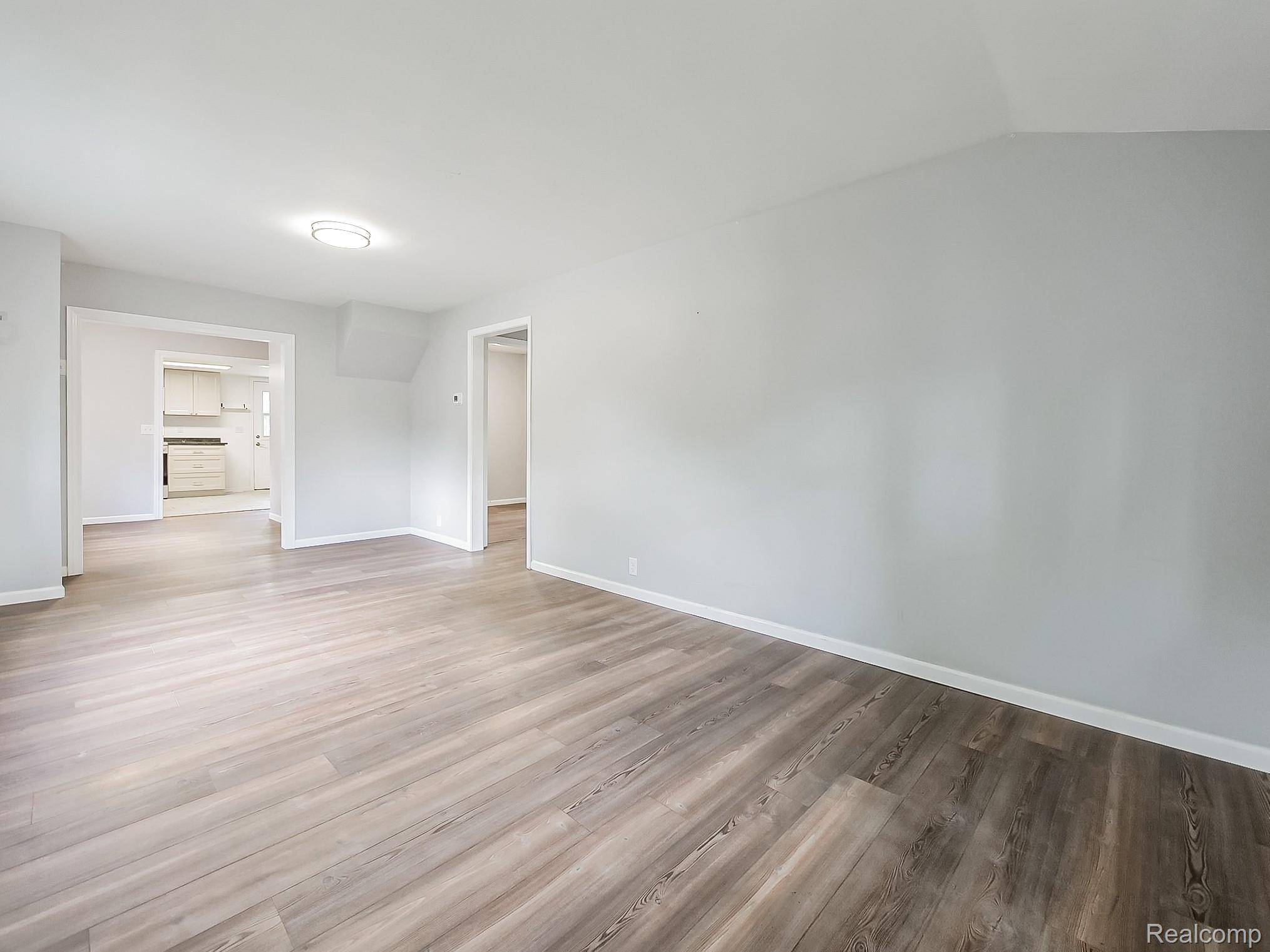 White Lake, MI 48386,9526 Cedar Island RD