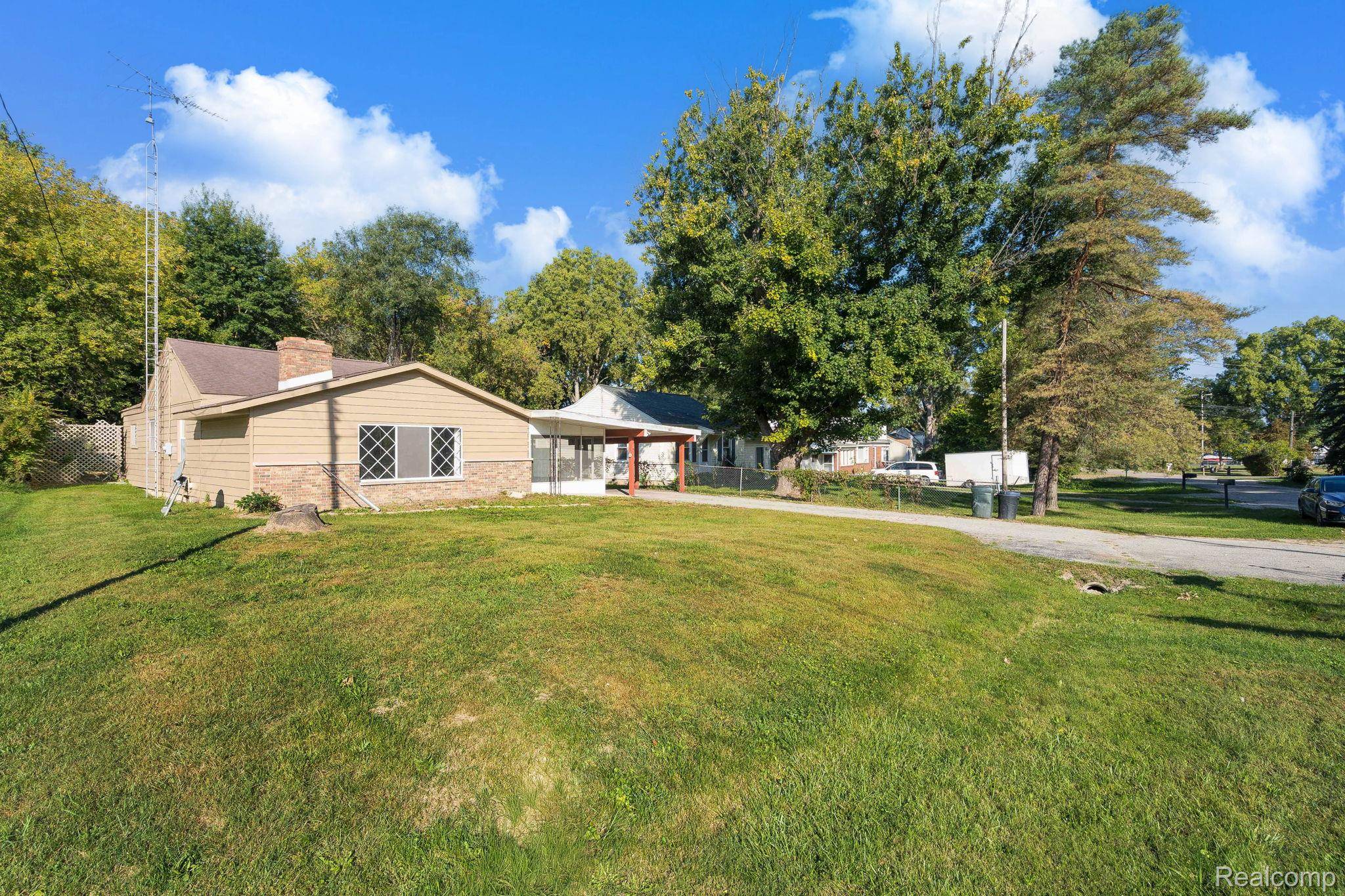 Flint, MI 48506,3301 S Kearsley BLVD