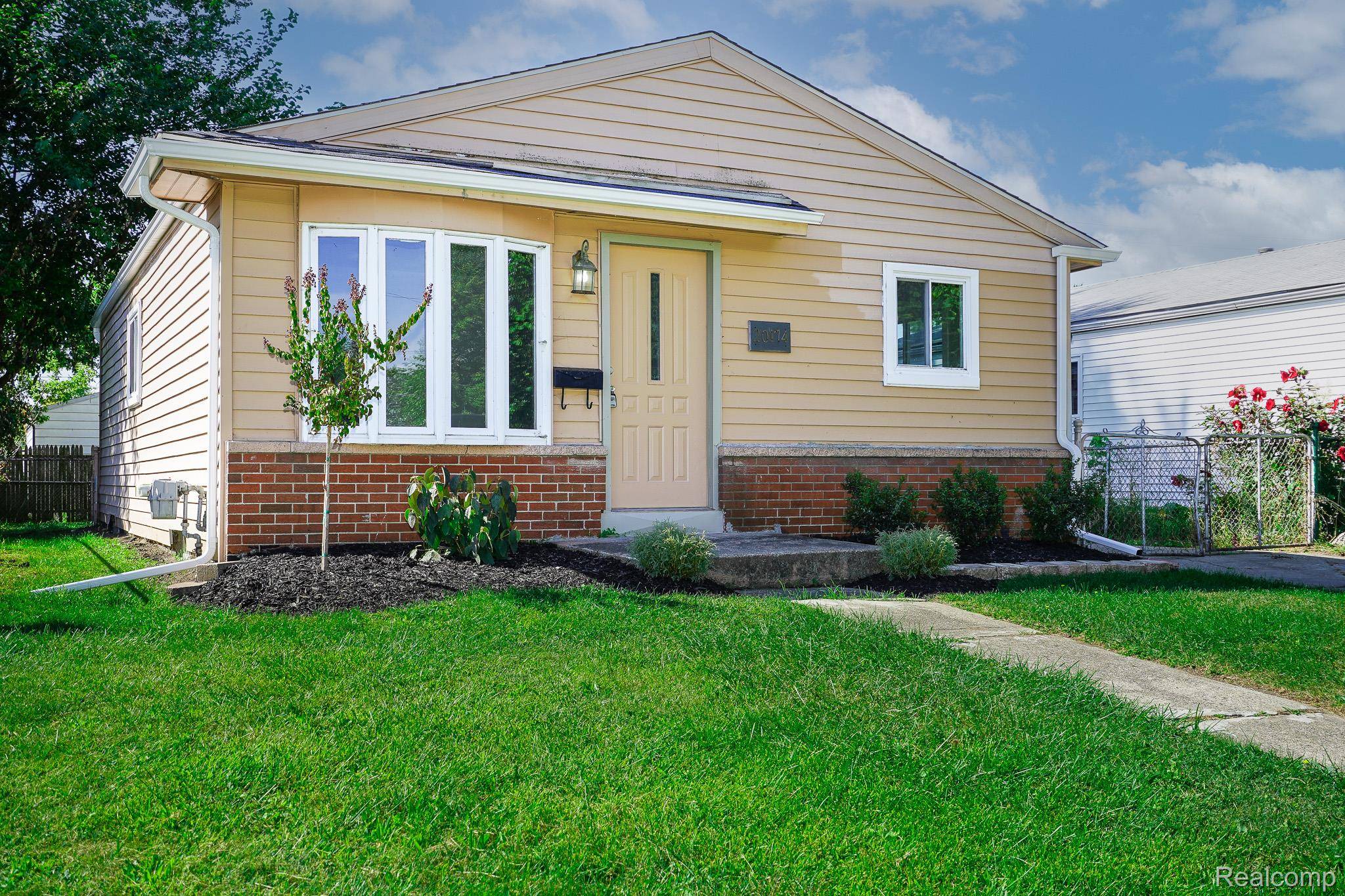 Clinton Township, MI 48035,20174 Abrahm ST