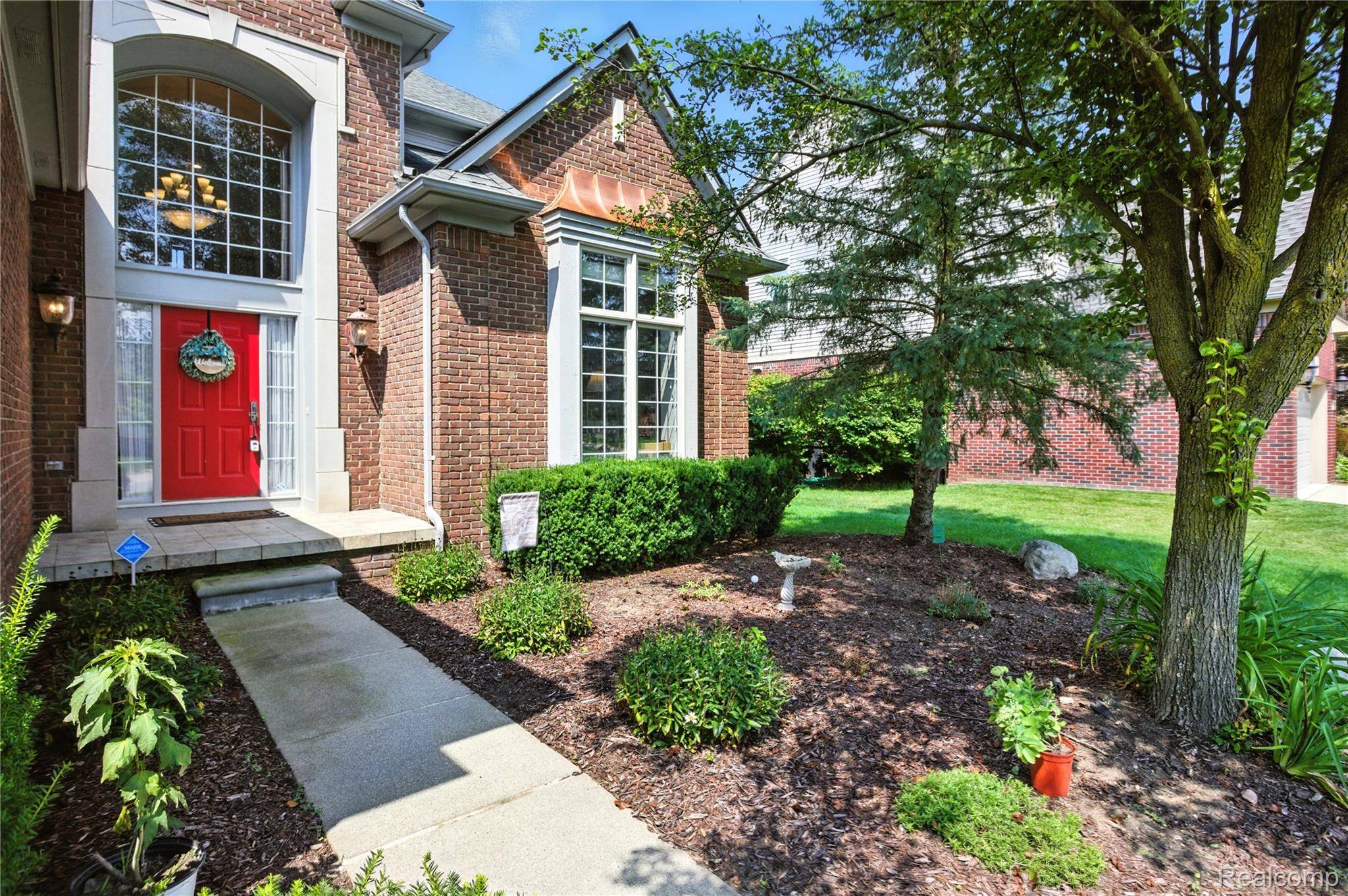 Rochester, MI 48307,1221 Letica DR