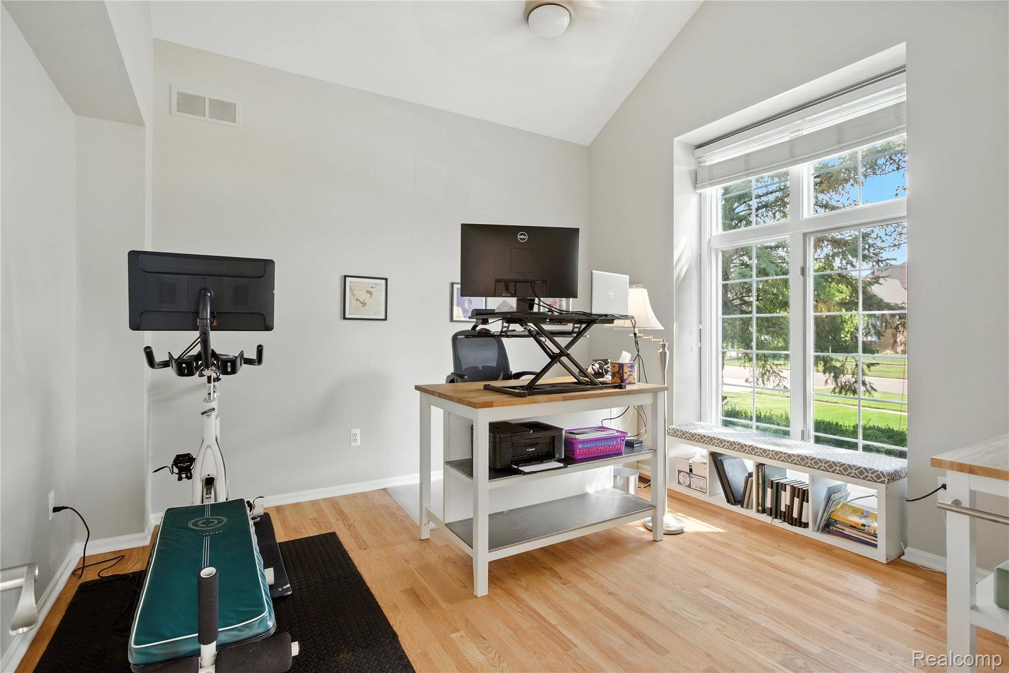 Rochester, MI 48307,1221 Letica DR