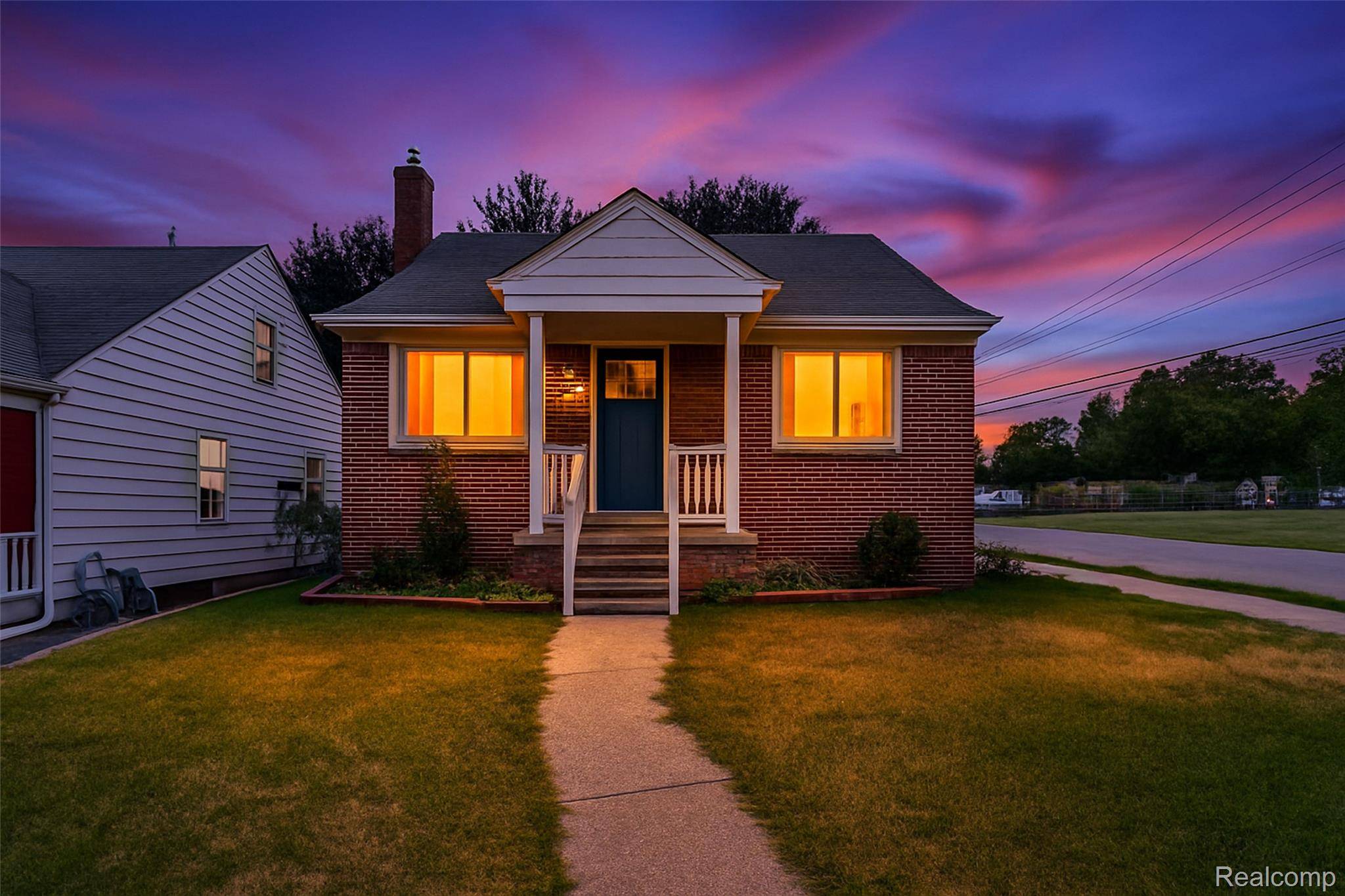 Dearborn, MI 48124,24533 New York ST