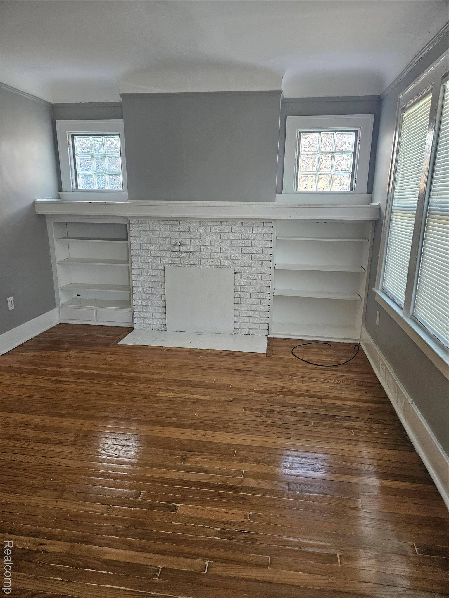 Detroit, MI 48227,14951 Strathmoor ST