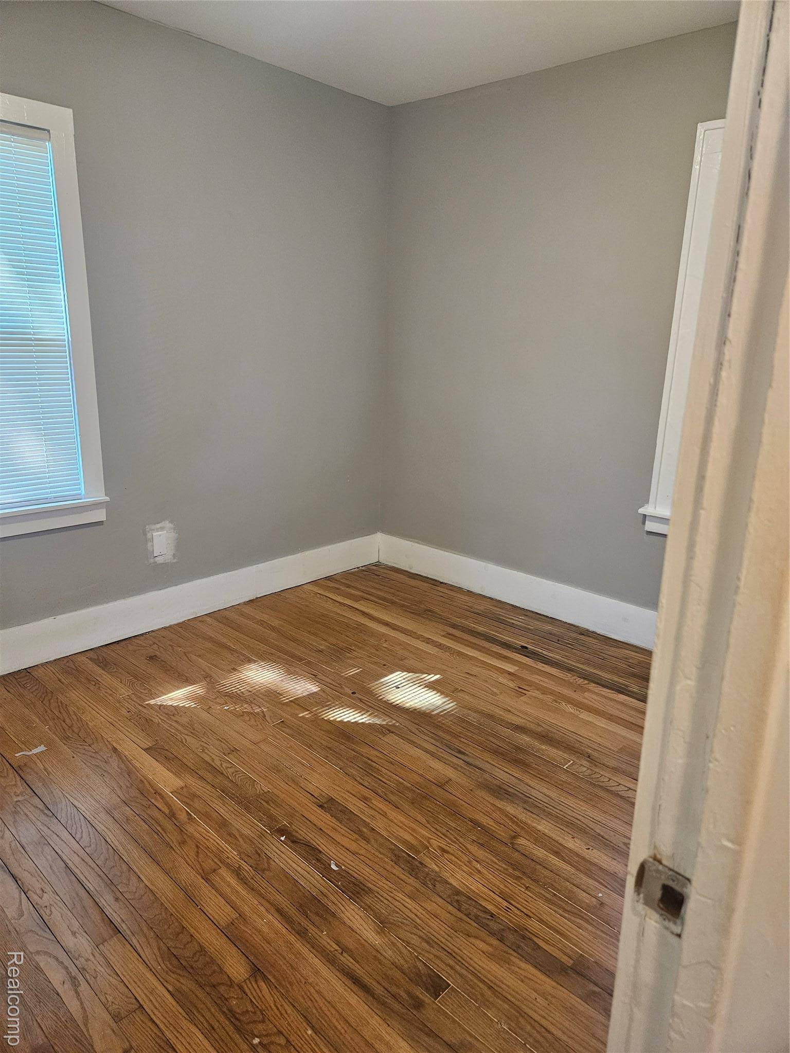 Detroit, MI 48227,14951 Strathmoor ST