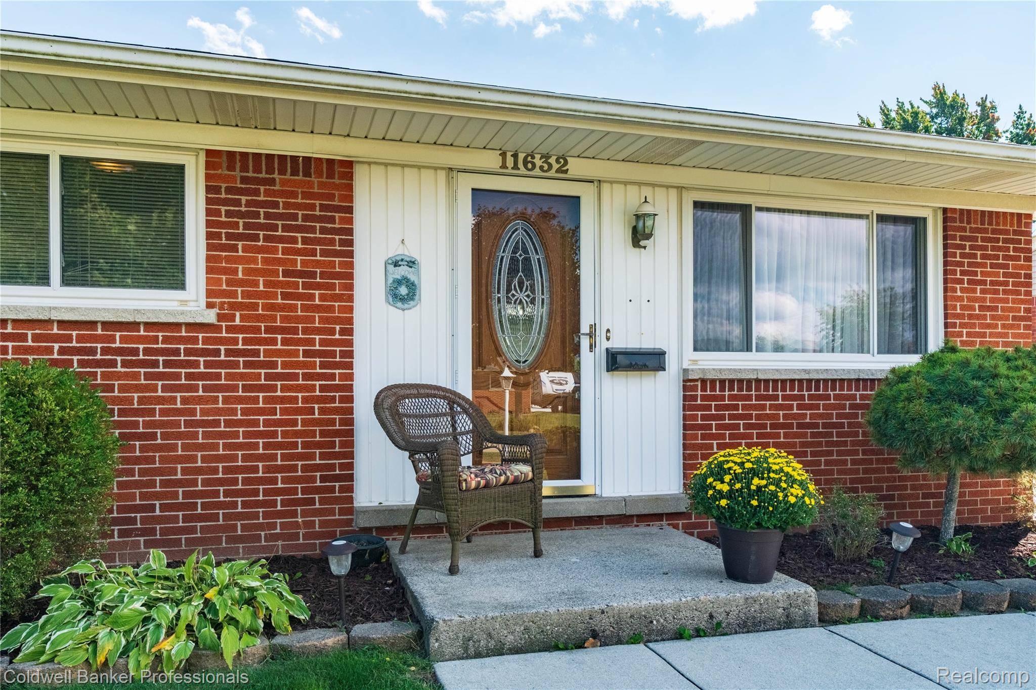 Sterling Heights, MI 48313,11632 Dart DR