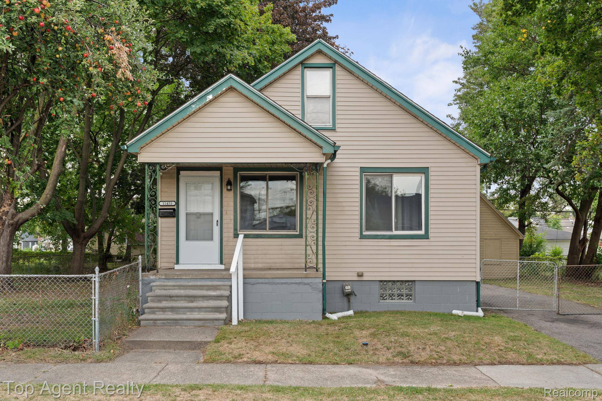 Warren, MI 48089,11453 Rivard AVE