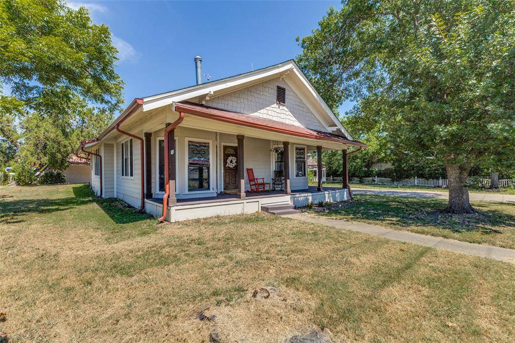 Crandall, TX 75114,401 S 4th Street