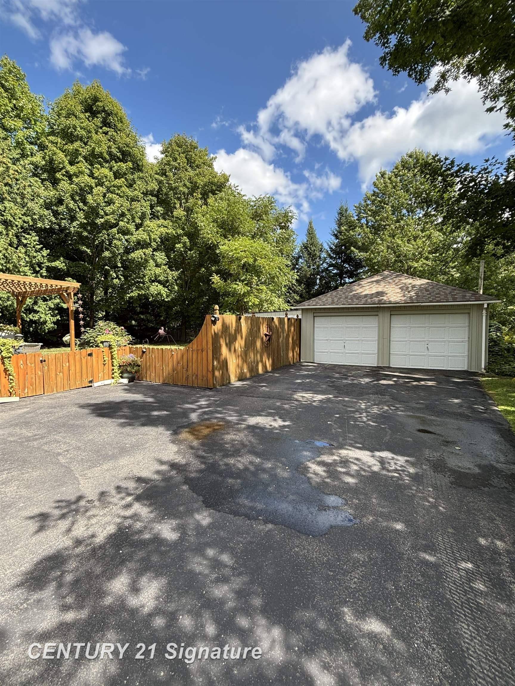 Flint, MI 48506,3042 Cashin ST