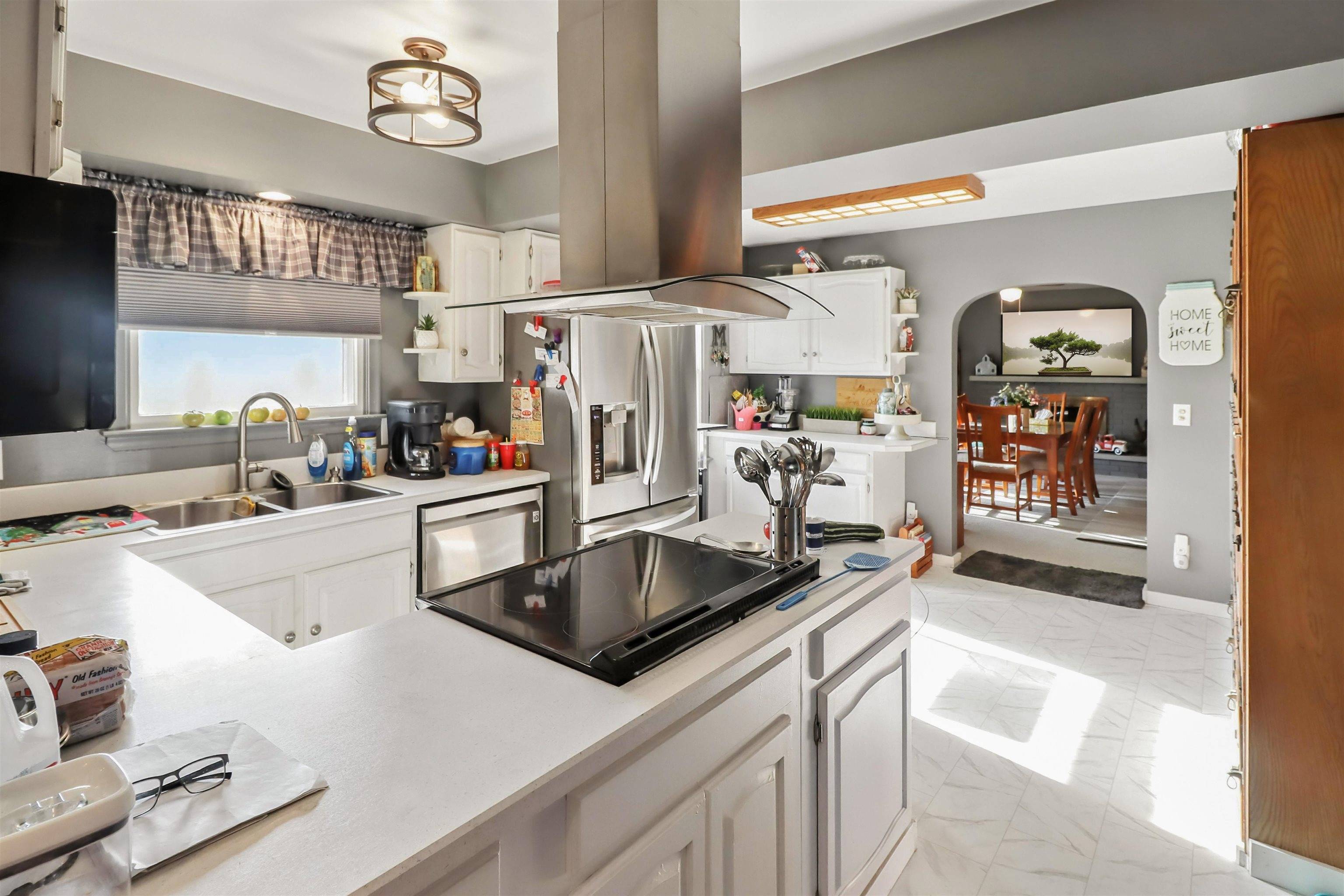 Flushing, MI 48433,2112 Morrish RD