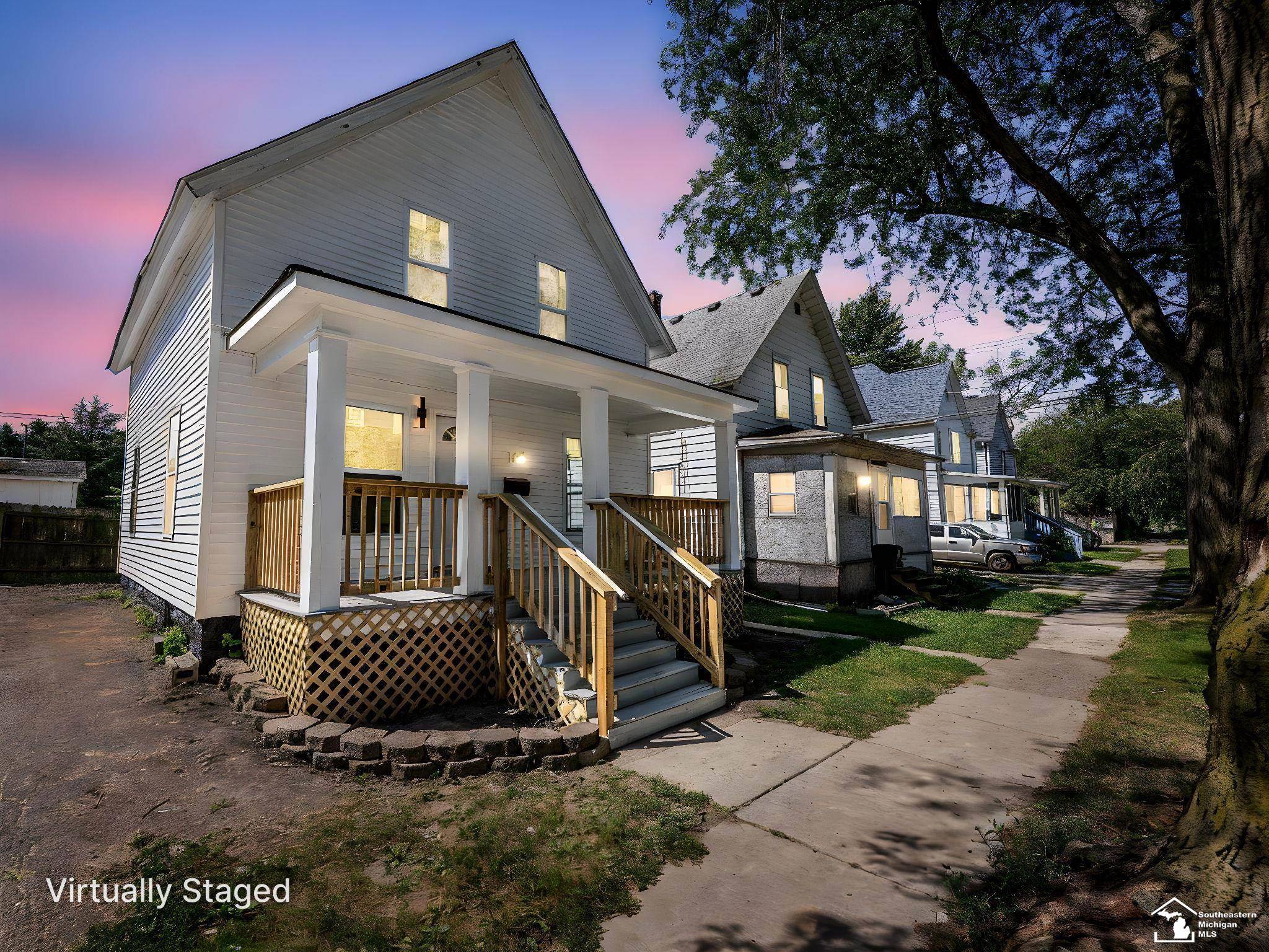 Monroe, MI 48161,109 W 5th ST