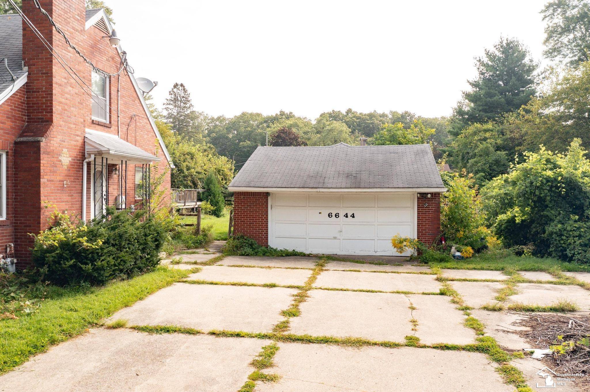 Lambertville, MI 48144,6644 Douglas RD