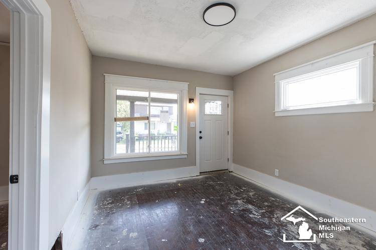 Detroit, MI 48210,6443-6447 Hazlett ST