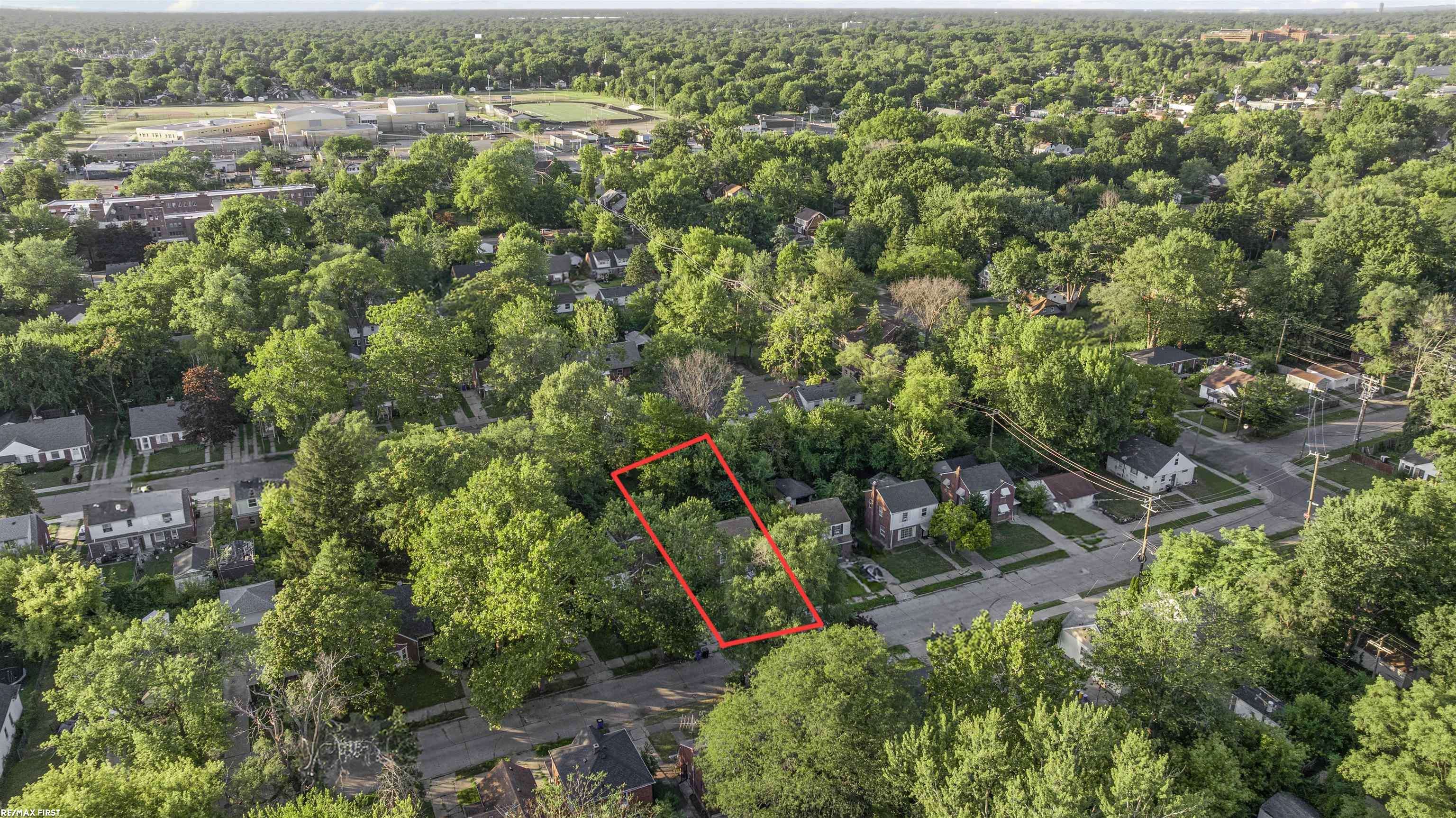 Detroit, MI 48224,17181 MUNICH ST