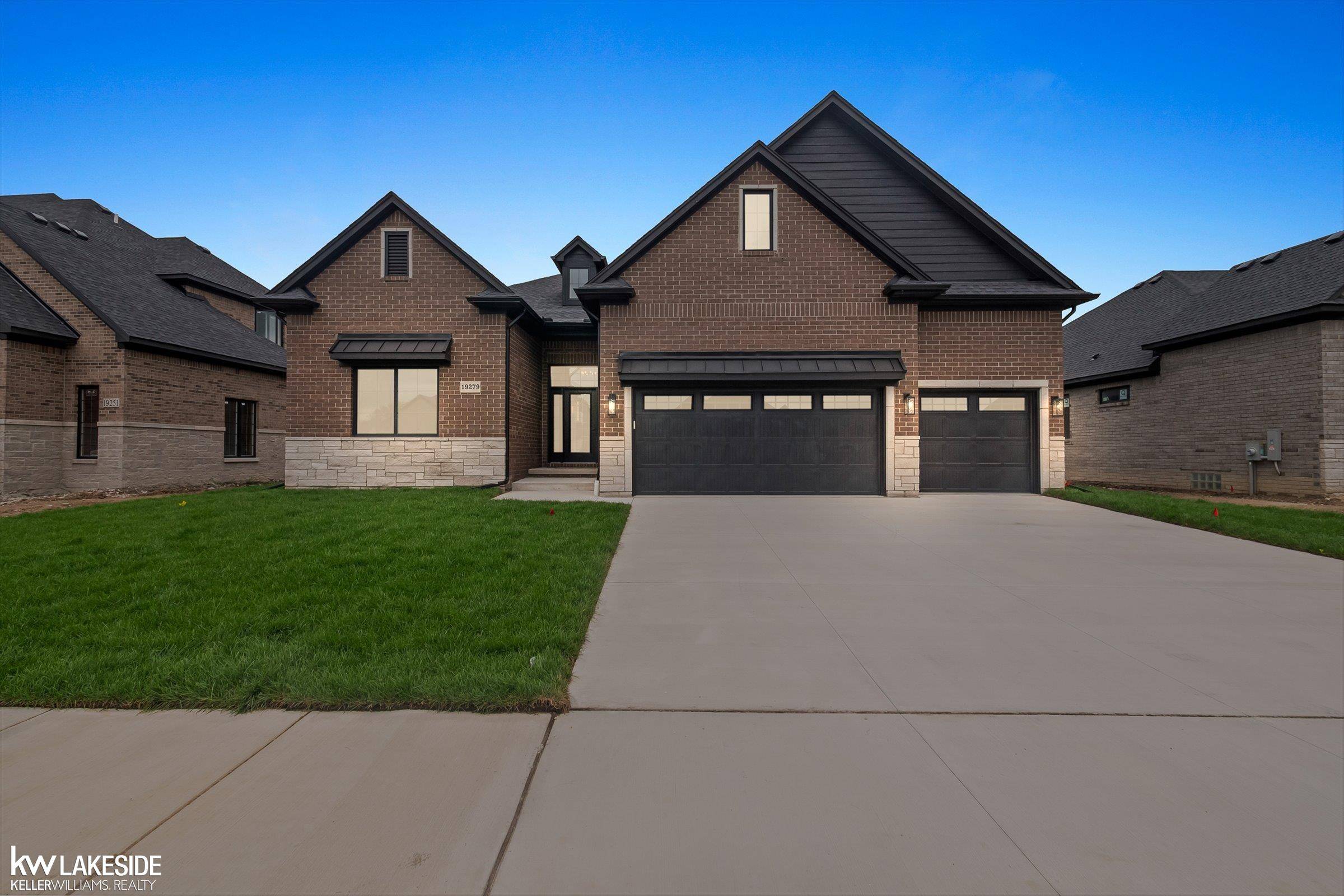 Macomb, MI 48042,46425 Via Lucca