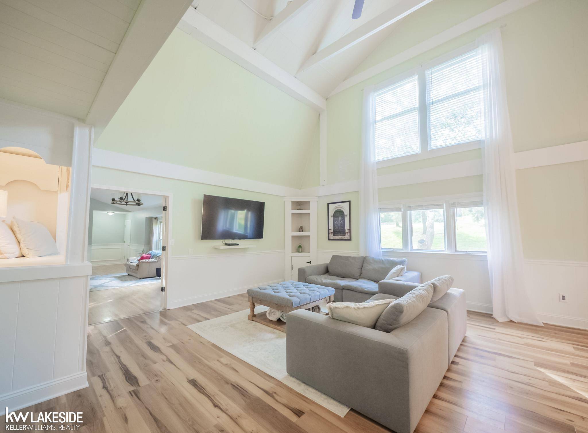 Rochester Hills, MI 48309,1612 N Bretton DR