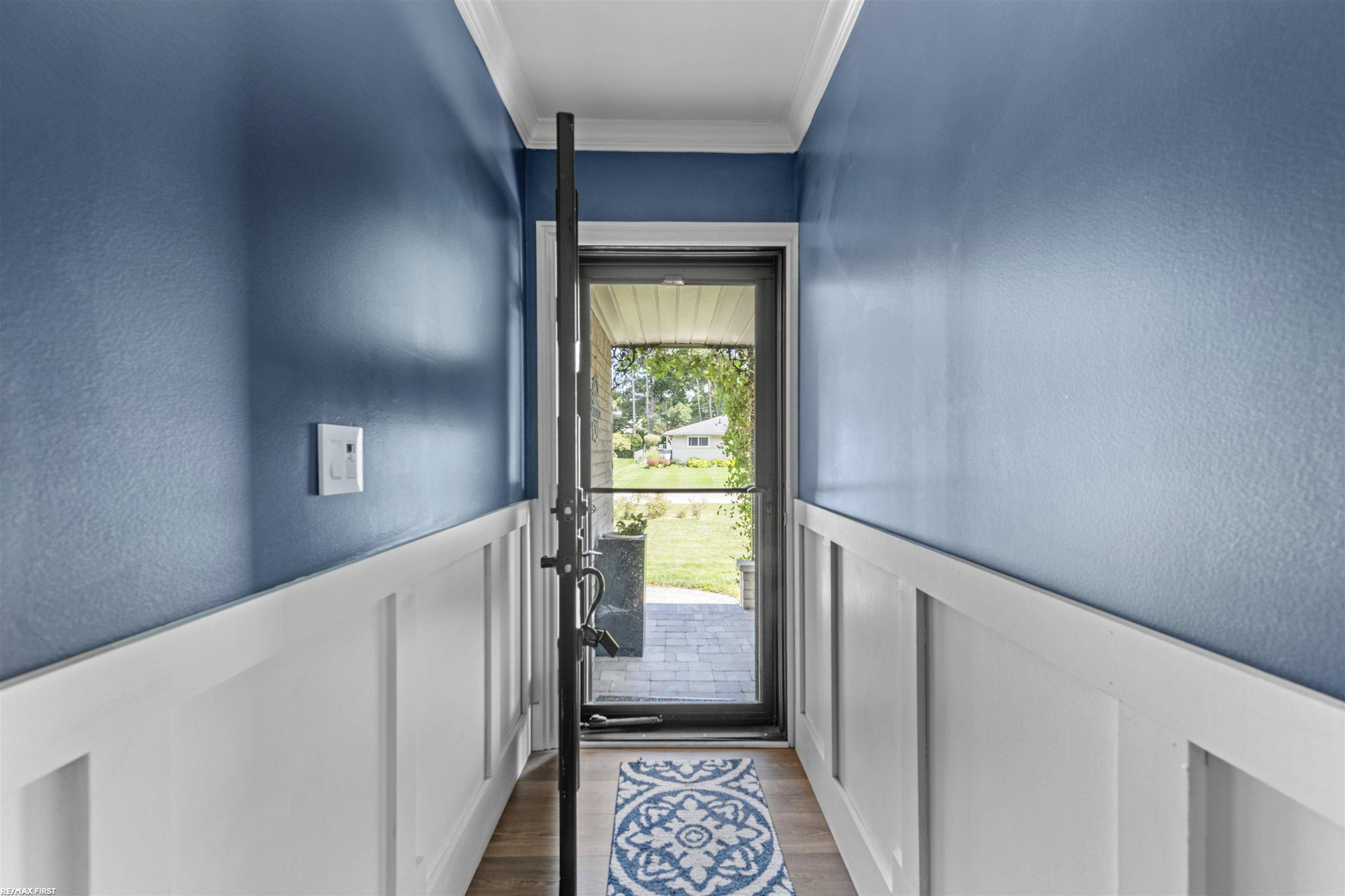 Clinton Township, MI 48036,37943 Santa Barbara