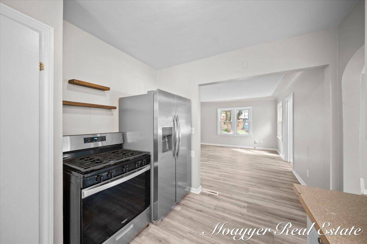 Wyoming, MI 49548,32 Holly ST SW