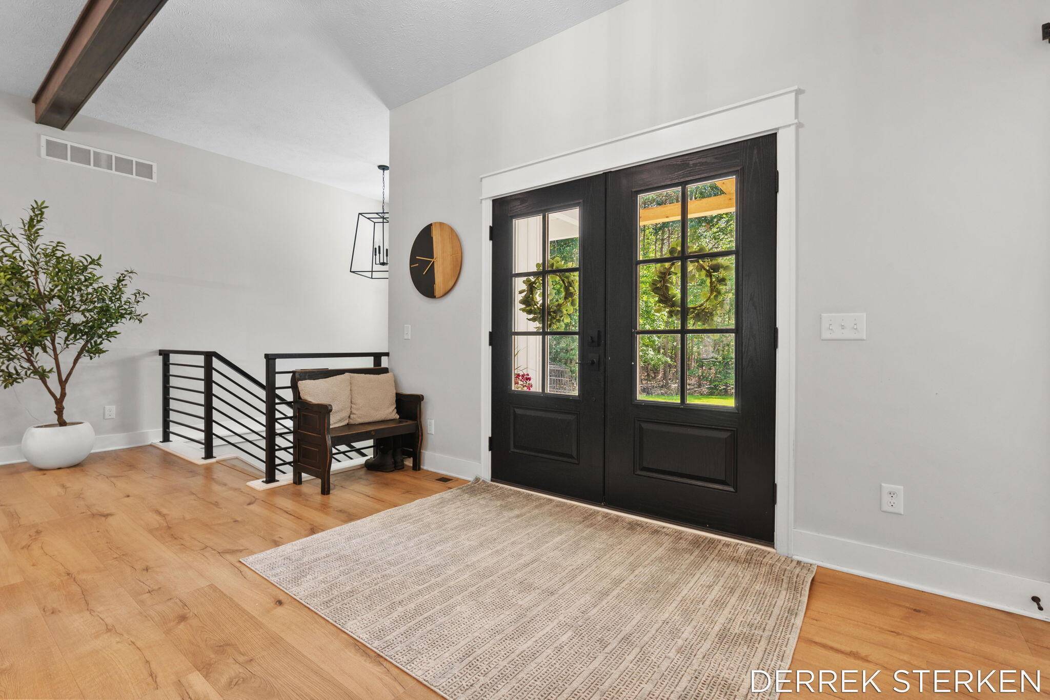 West Olive, MI 49460,16557 Sheldon Sands CT