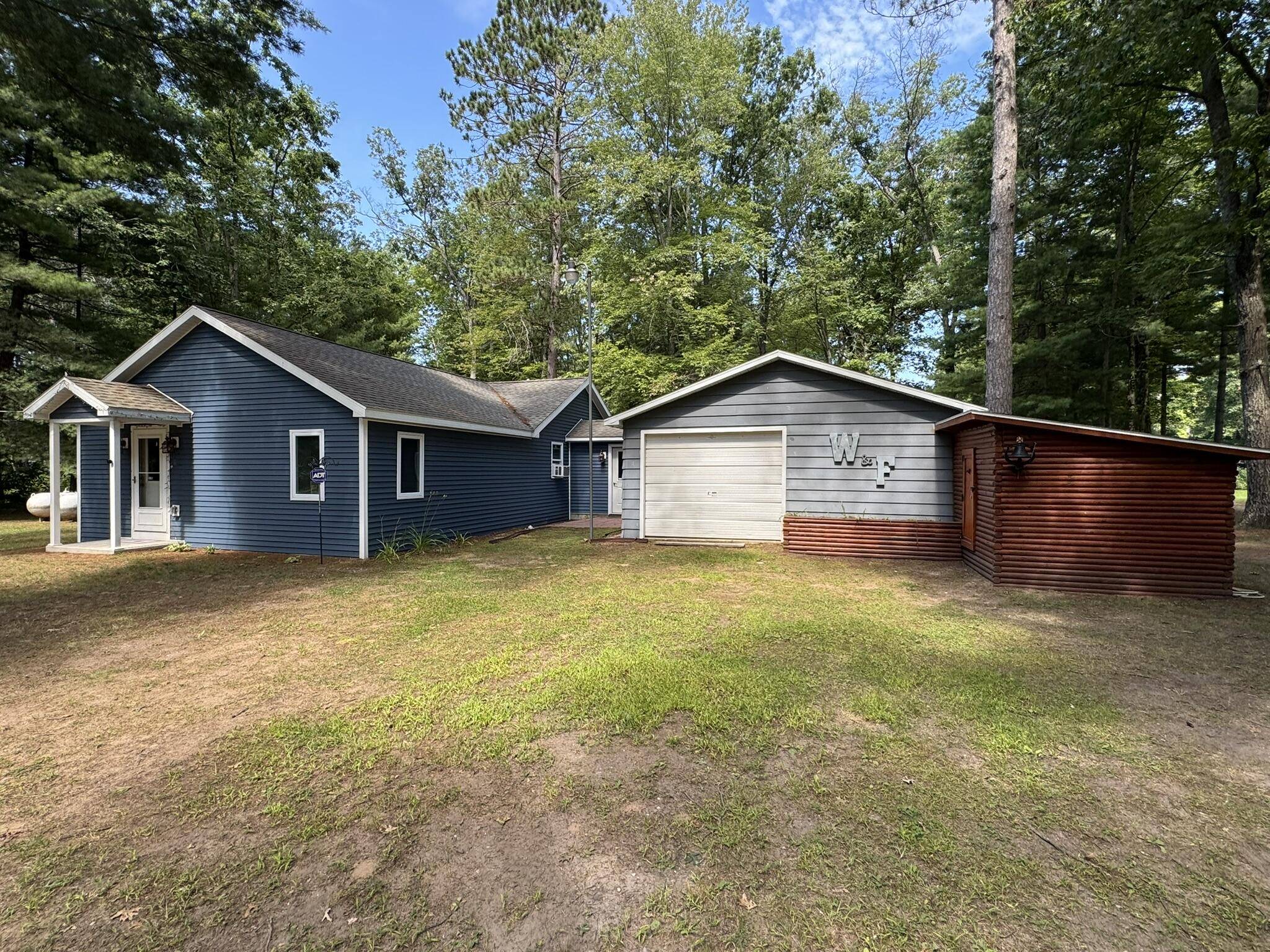 Baldwin, MI 49304,2762 W Southern AVE