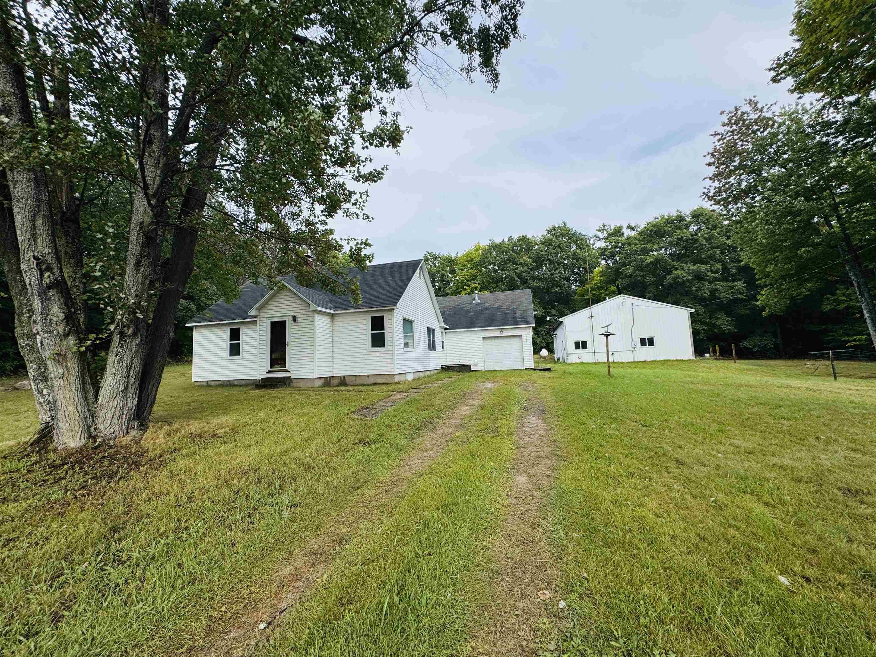 Merritt, MI 49667,4174 N Dorr RD