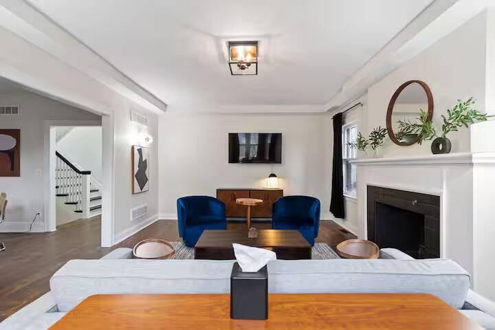 Detroit, MI 48206,2281 Atkinson ST