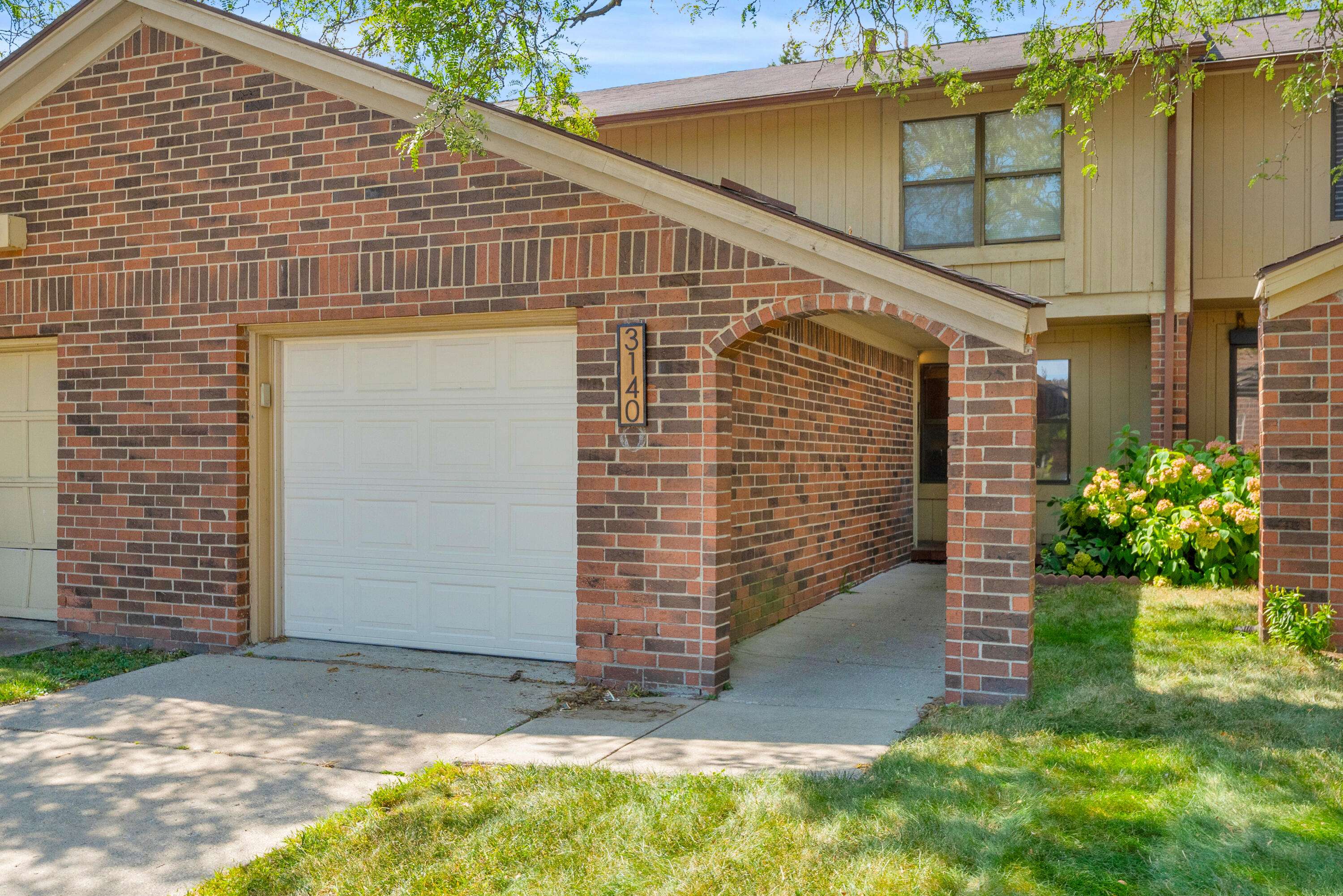 Detroit, MI 48207,3140 Woods CIR