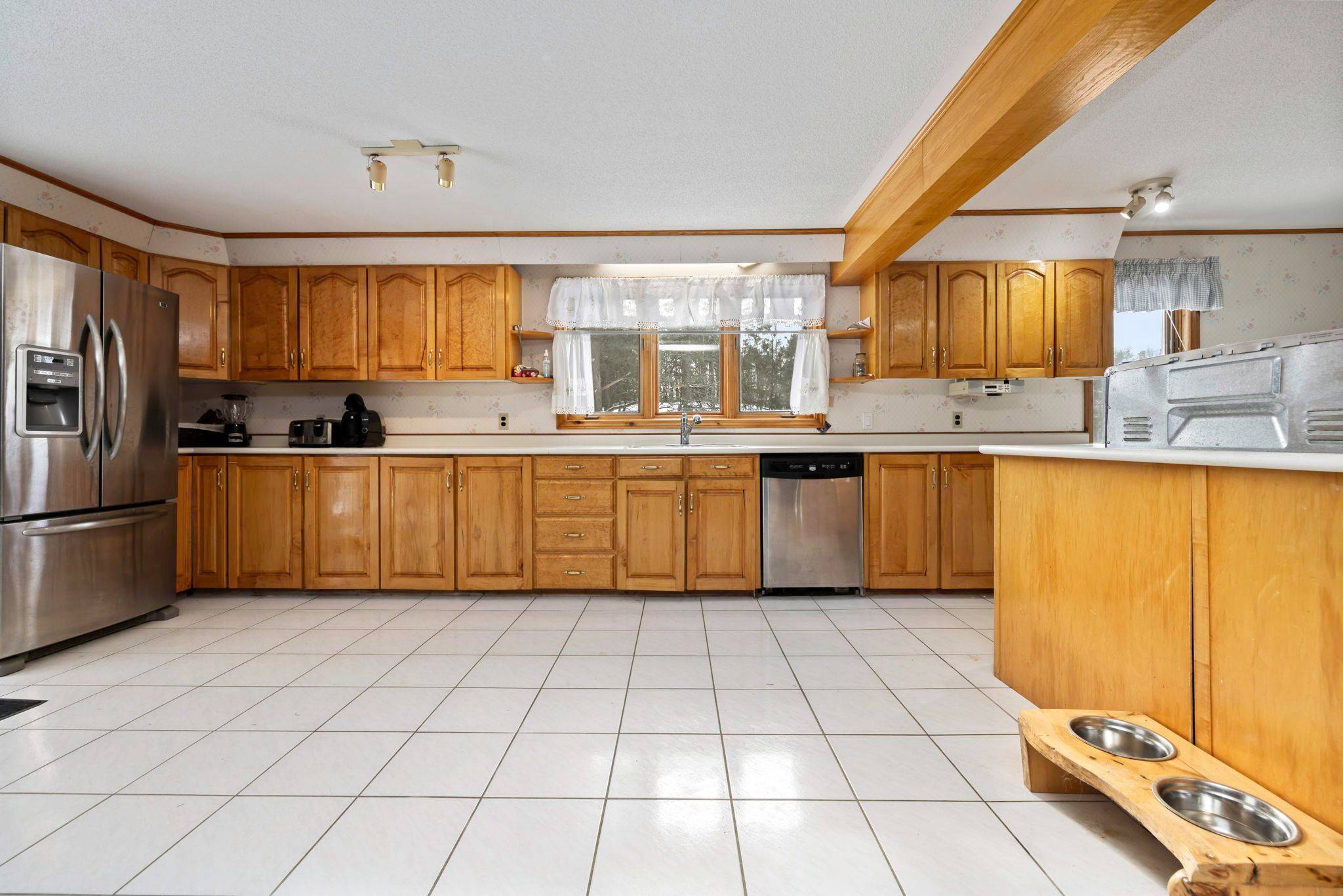 Seguin, ON P0C 1J0,25 Maple ST