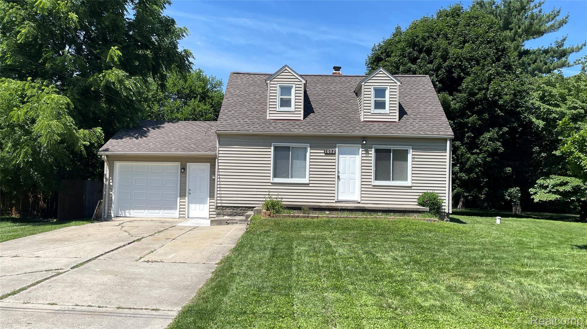 Mundy, MI 48507,1052 Alton AVE